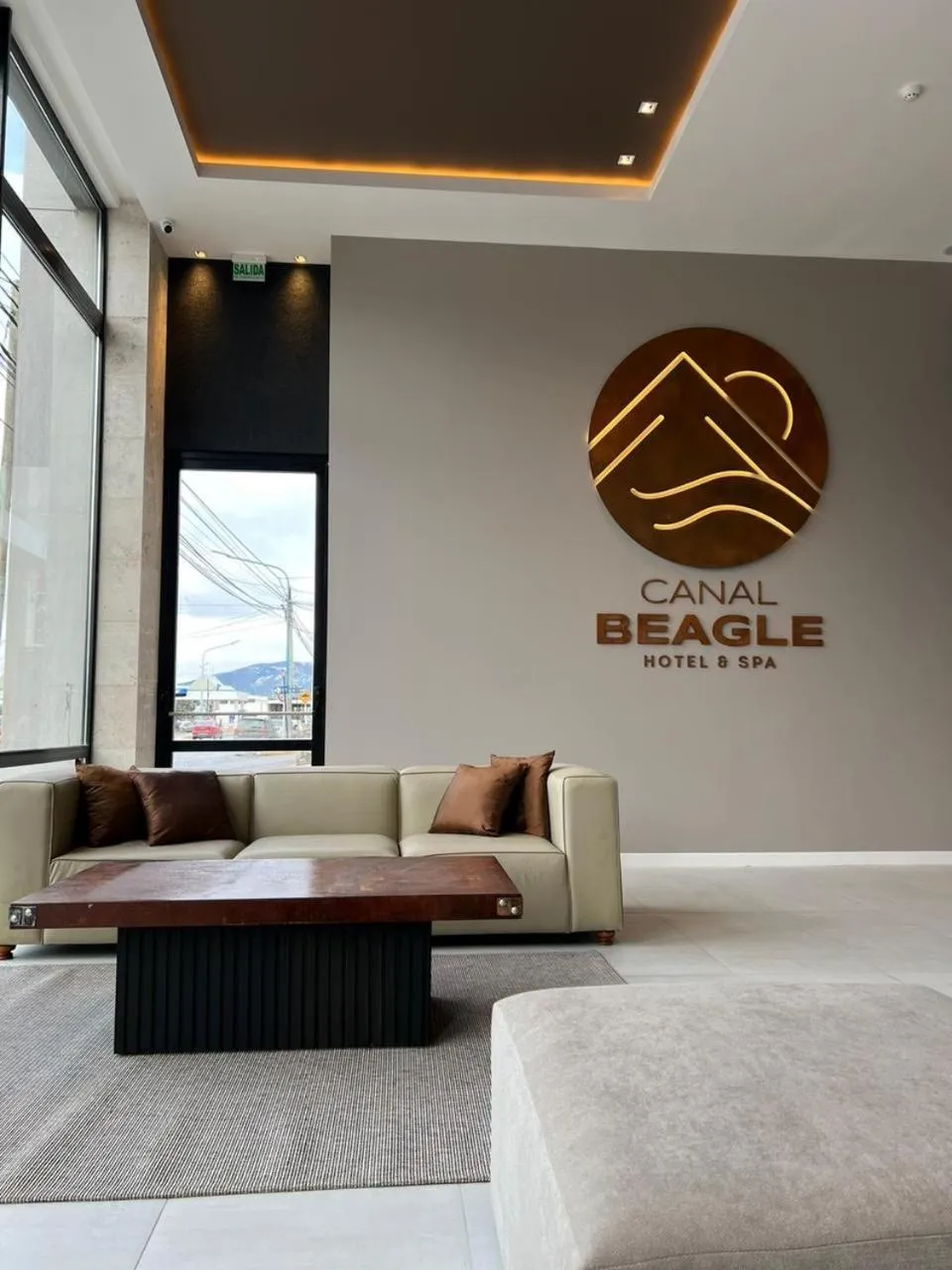 Living room in Hotel Canal Beagle