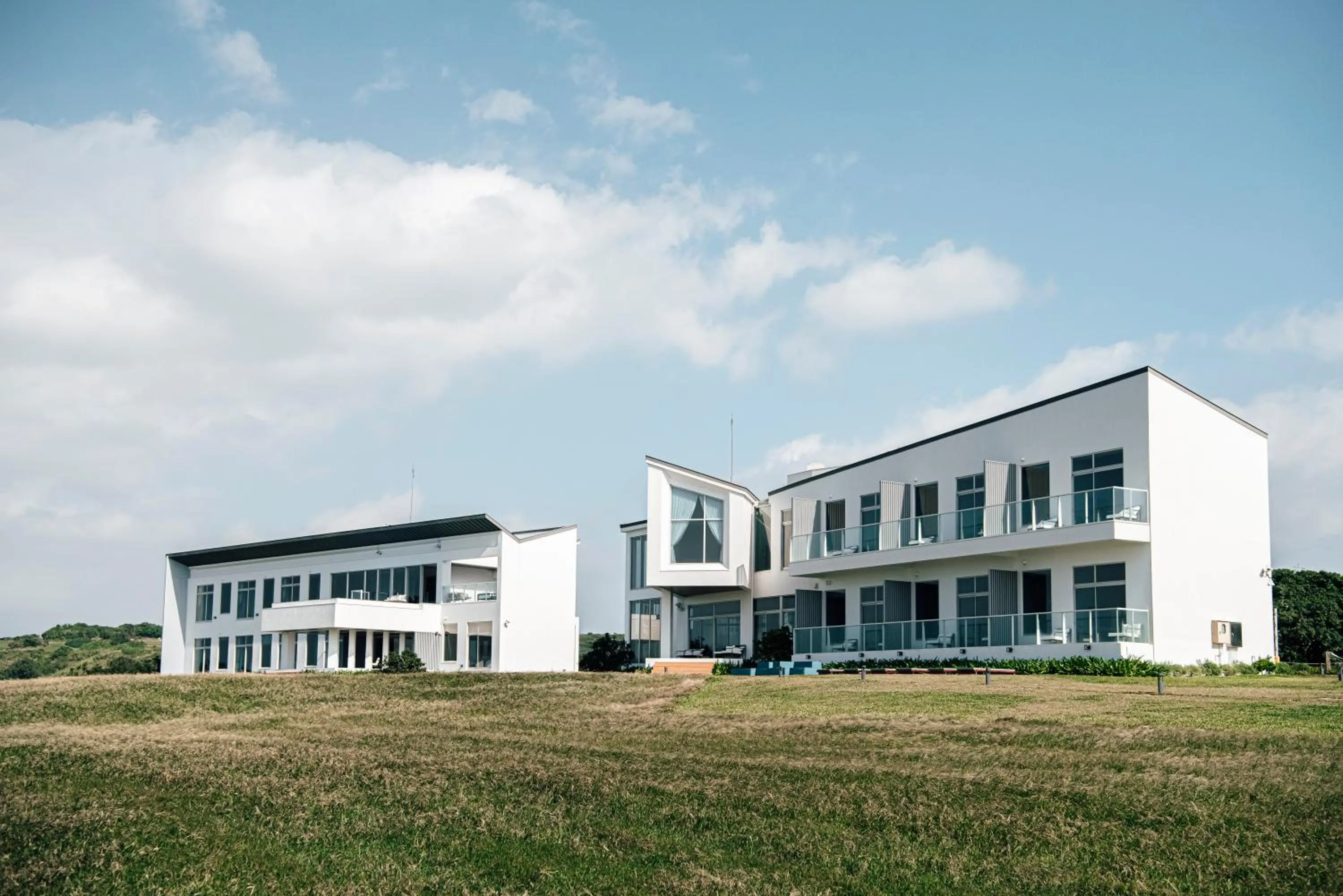 Property building in Sunlight On the Peninsula