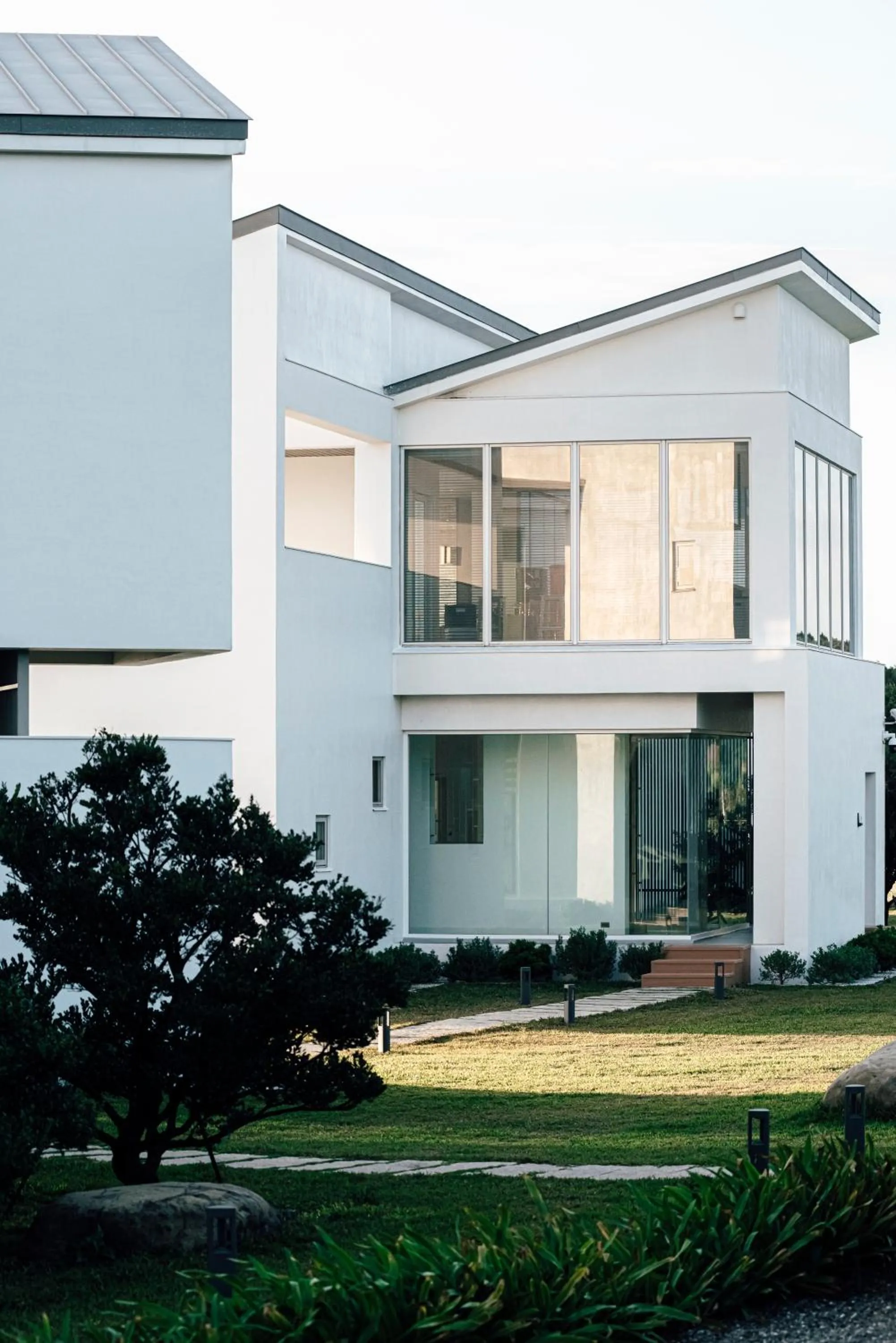 Property building in Sunlight On the Peninsula