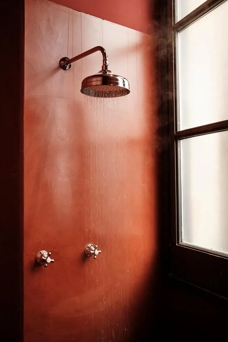 Bathroom in chic&basic Habana Hoose