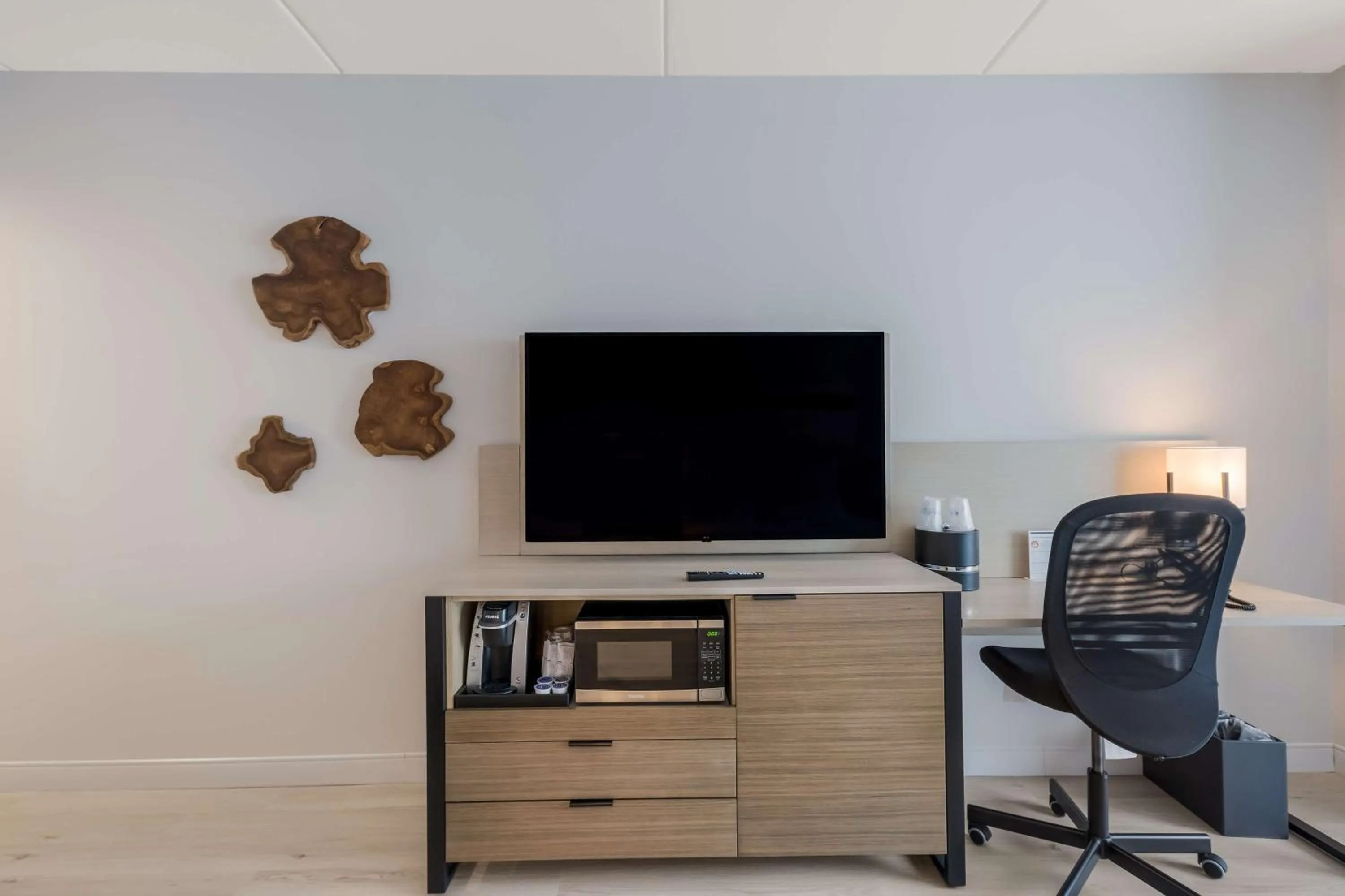 Bedroom in Best Western Plus Parry Sound