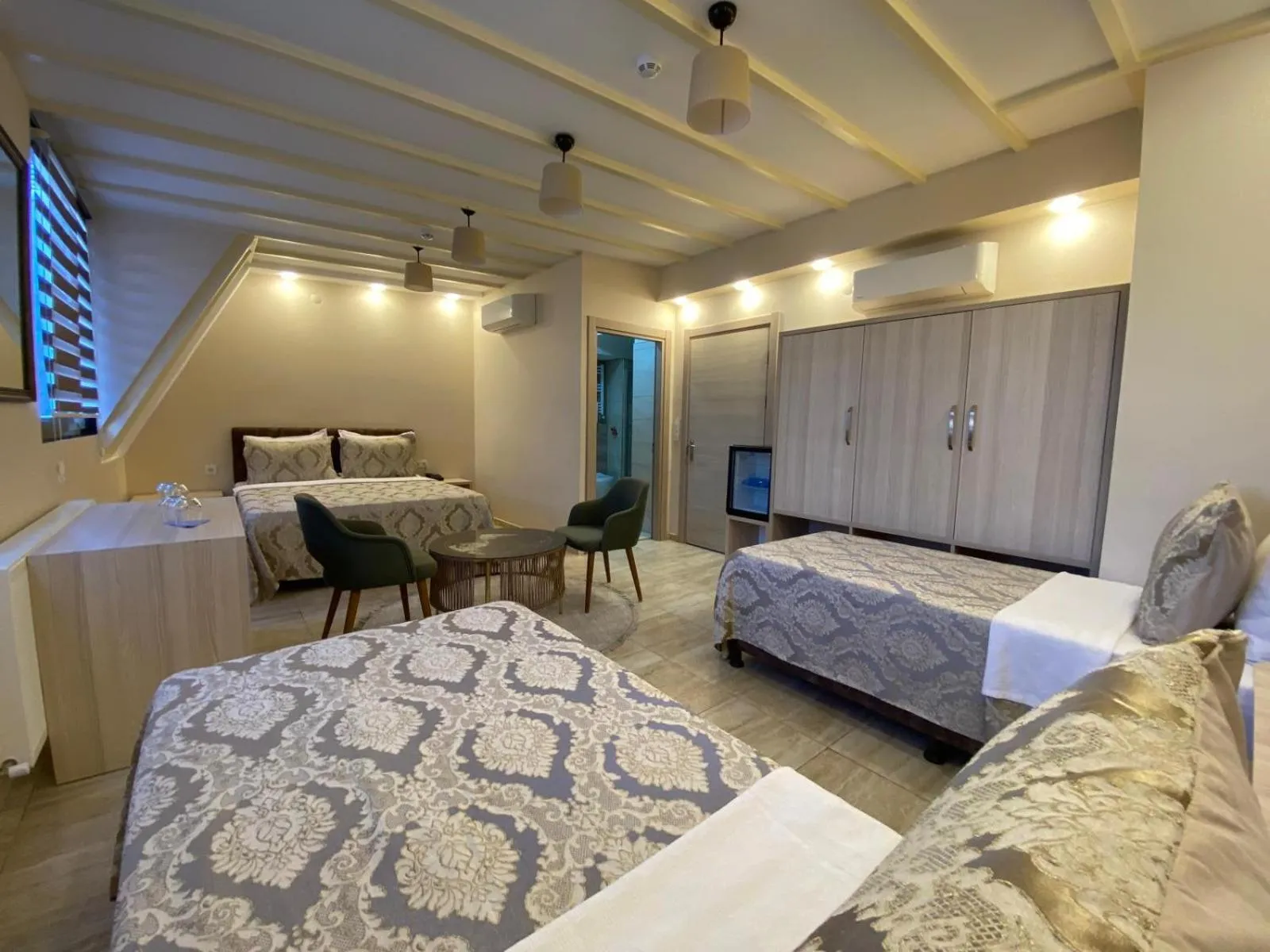 Bed in Hotel Mavirem