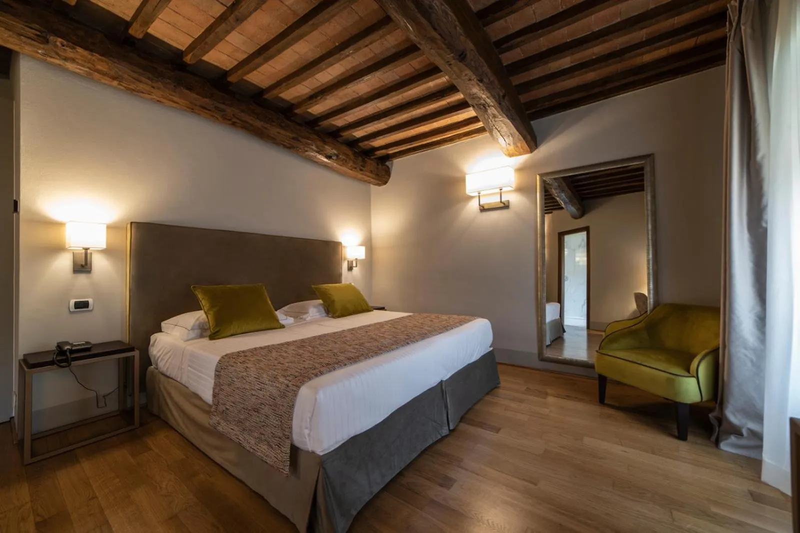 Bed in Relais Della Rovere