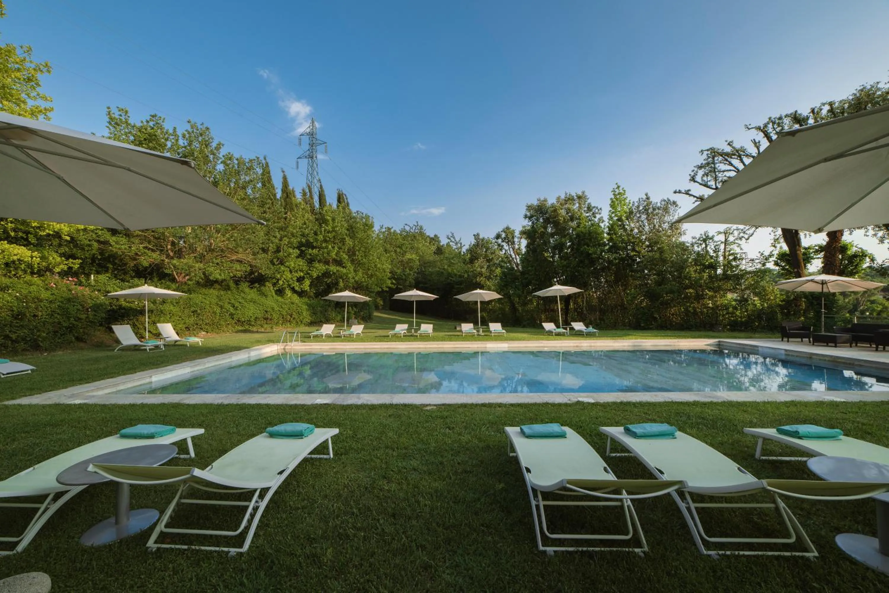 Swimming pool in Relais Della Rovere