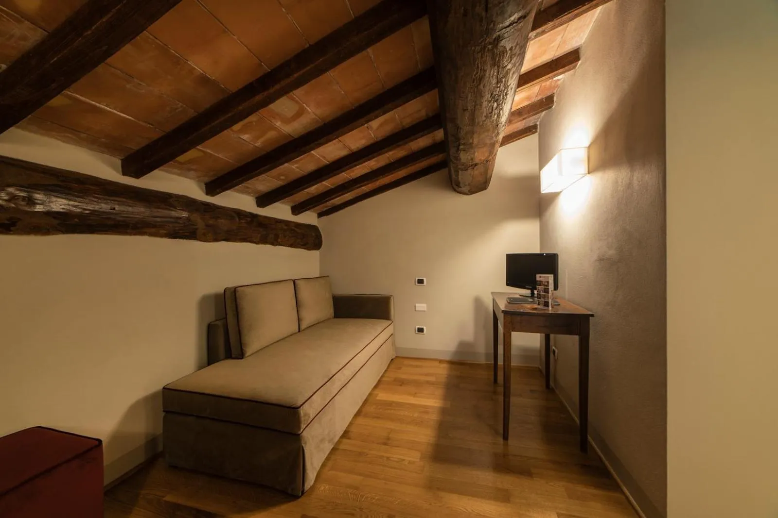 Living room, Bed in Relais Della Rovere