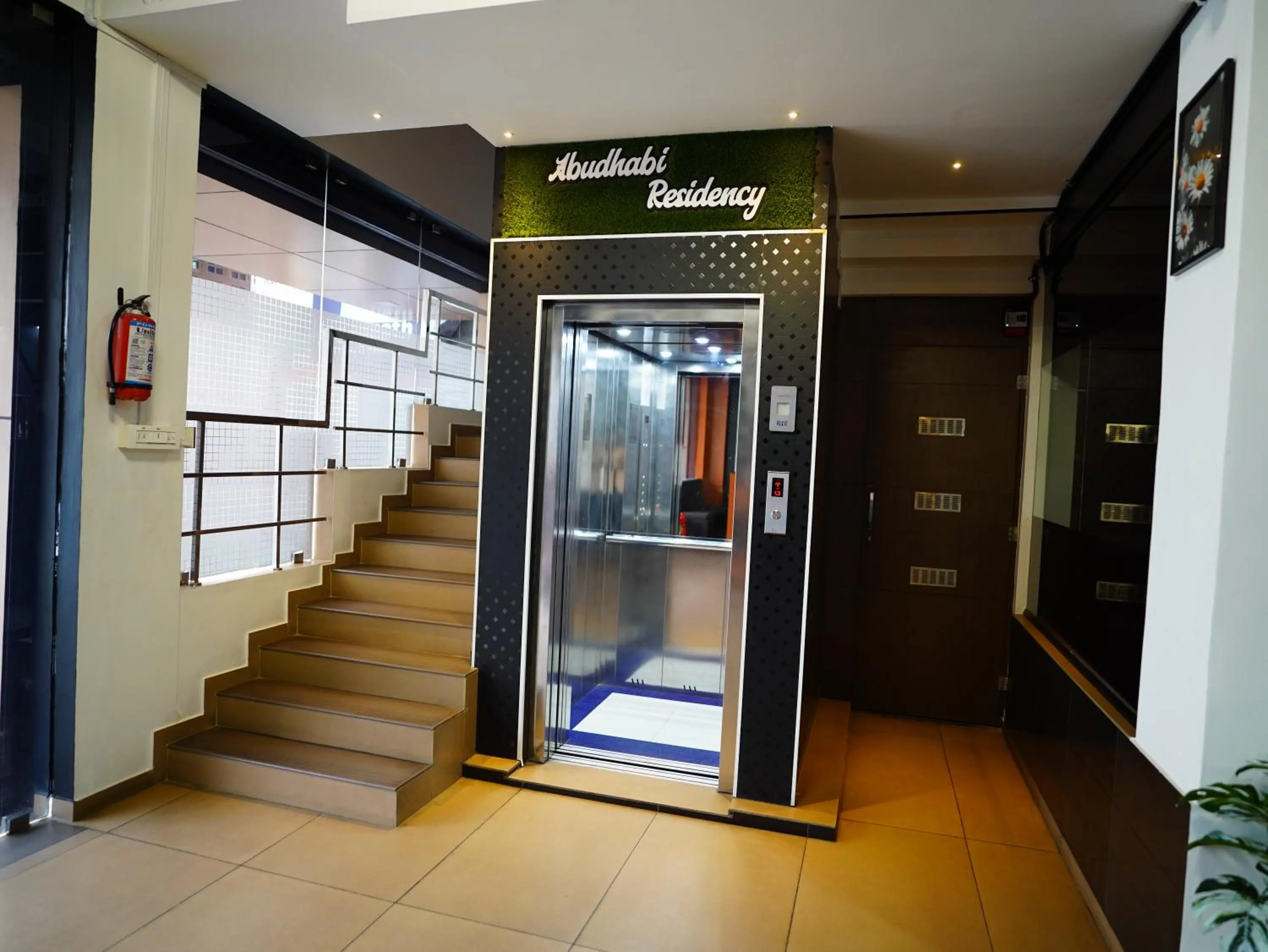 Property building in ABUDHABI RESIDENCY