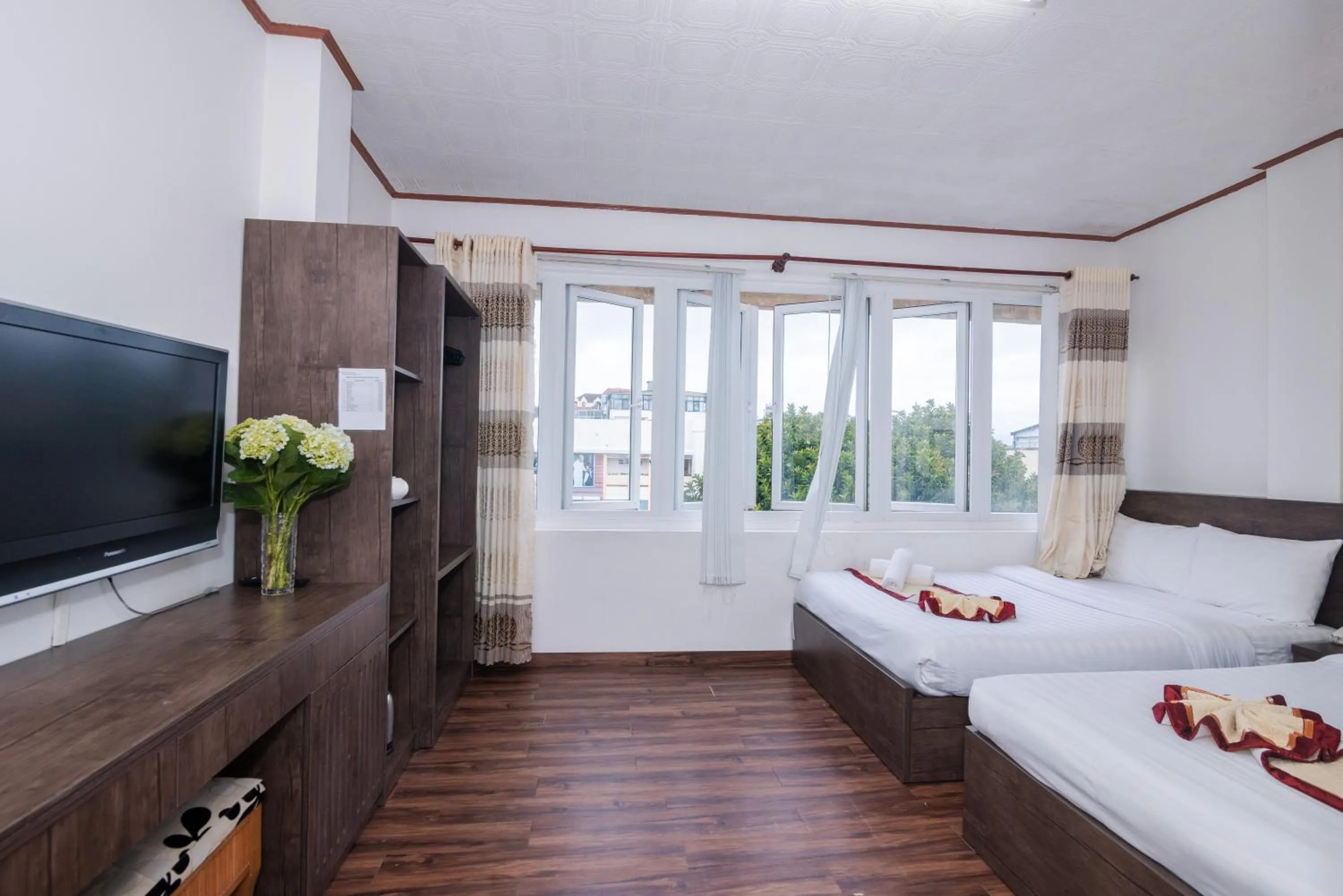 Photo of the whole room, Bed in ANH ĐÀO HOTEL