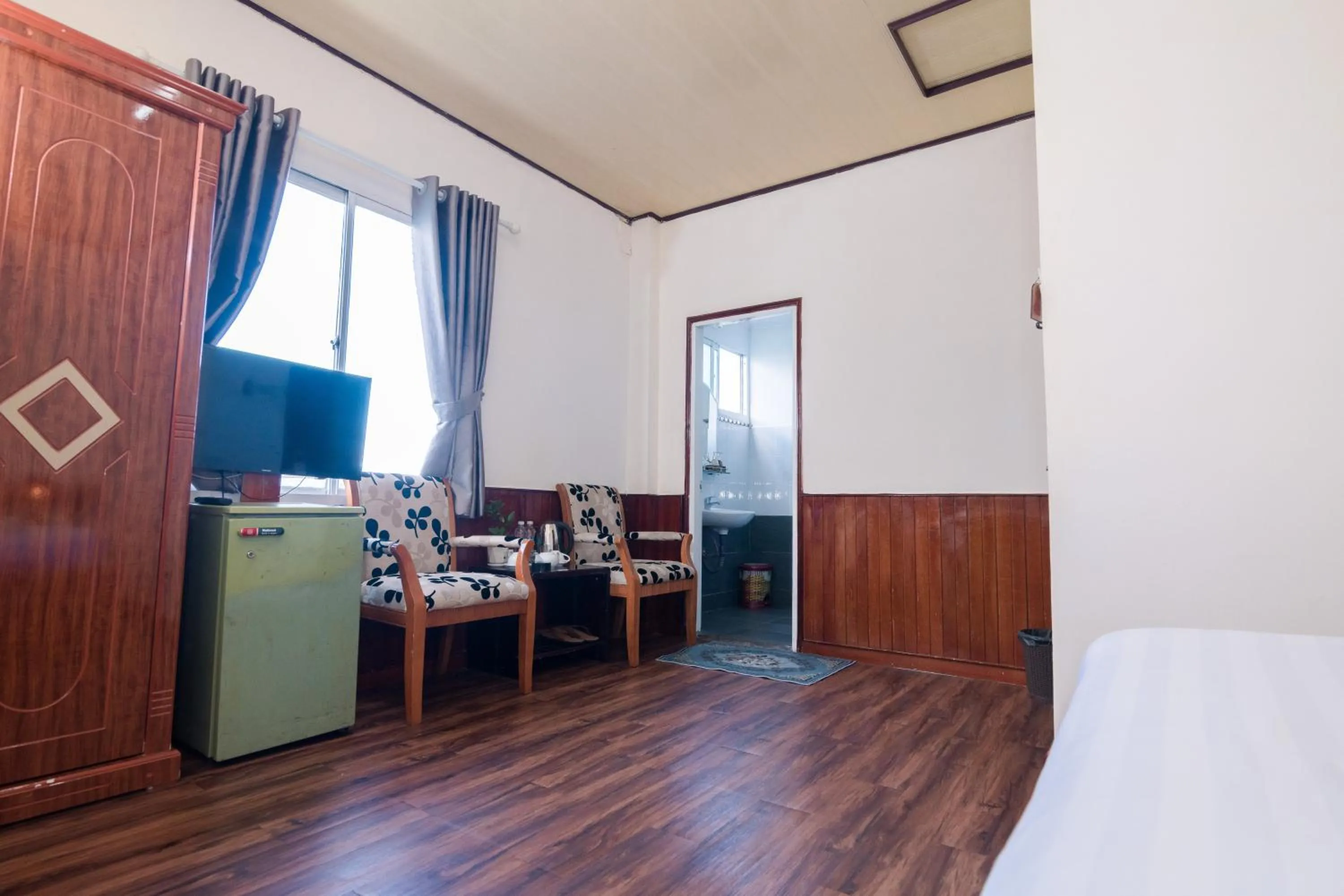 Bedroom, Bed in ANH ĐÀO HOTEL