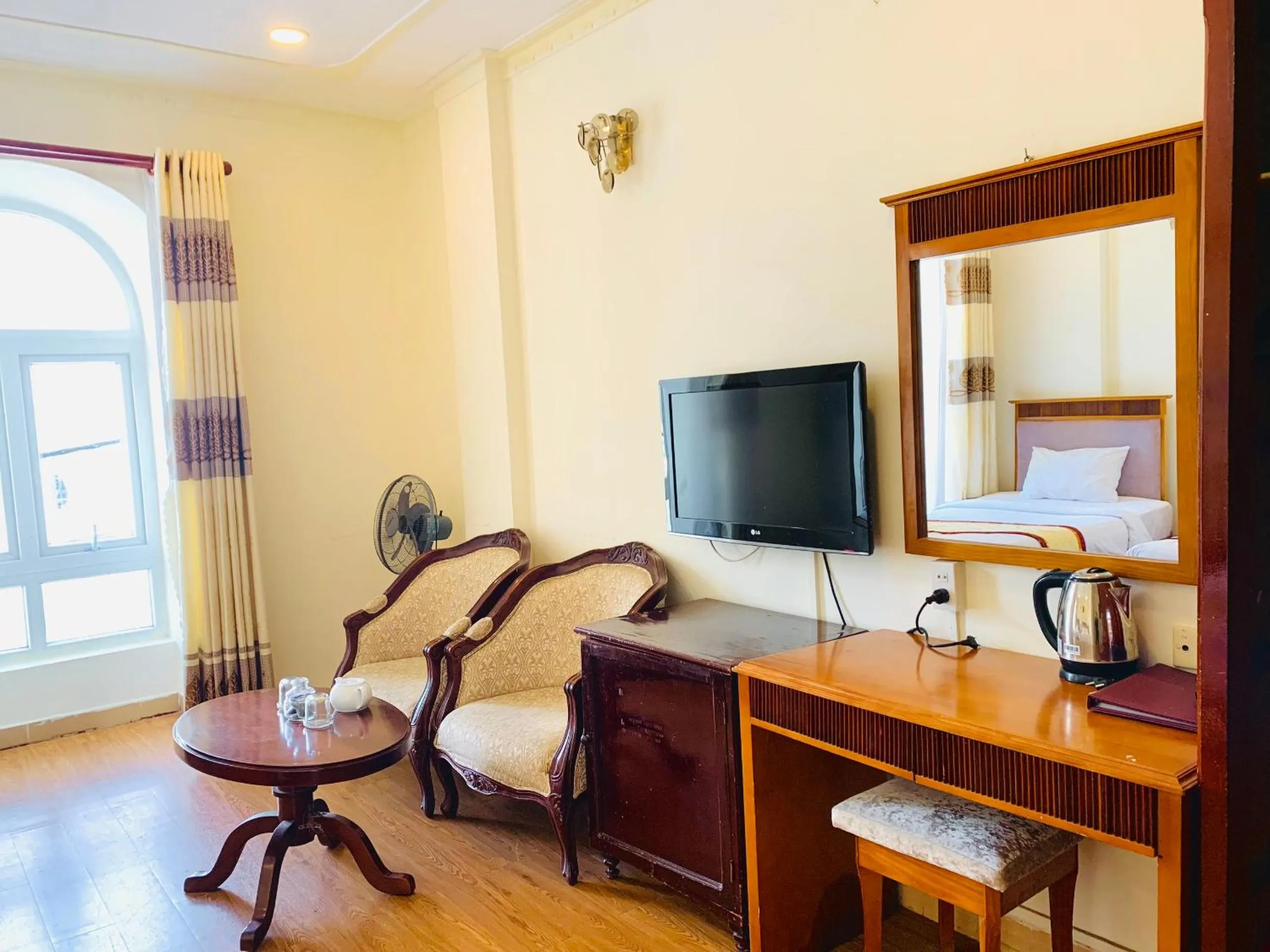 Seating area in ANH ĐÀO HOTEL