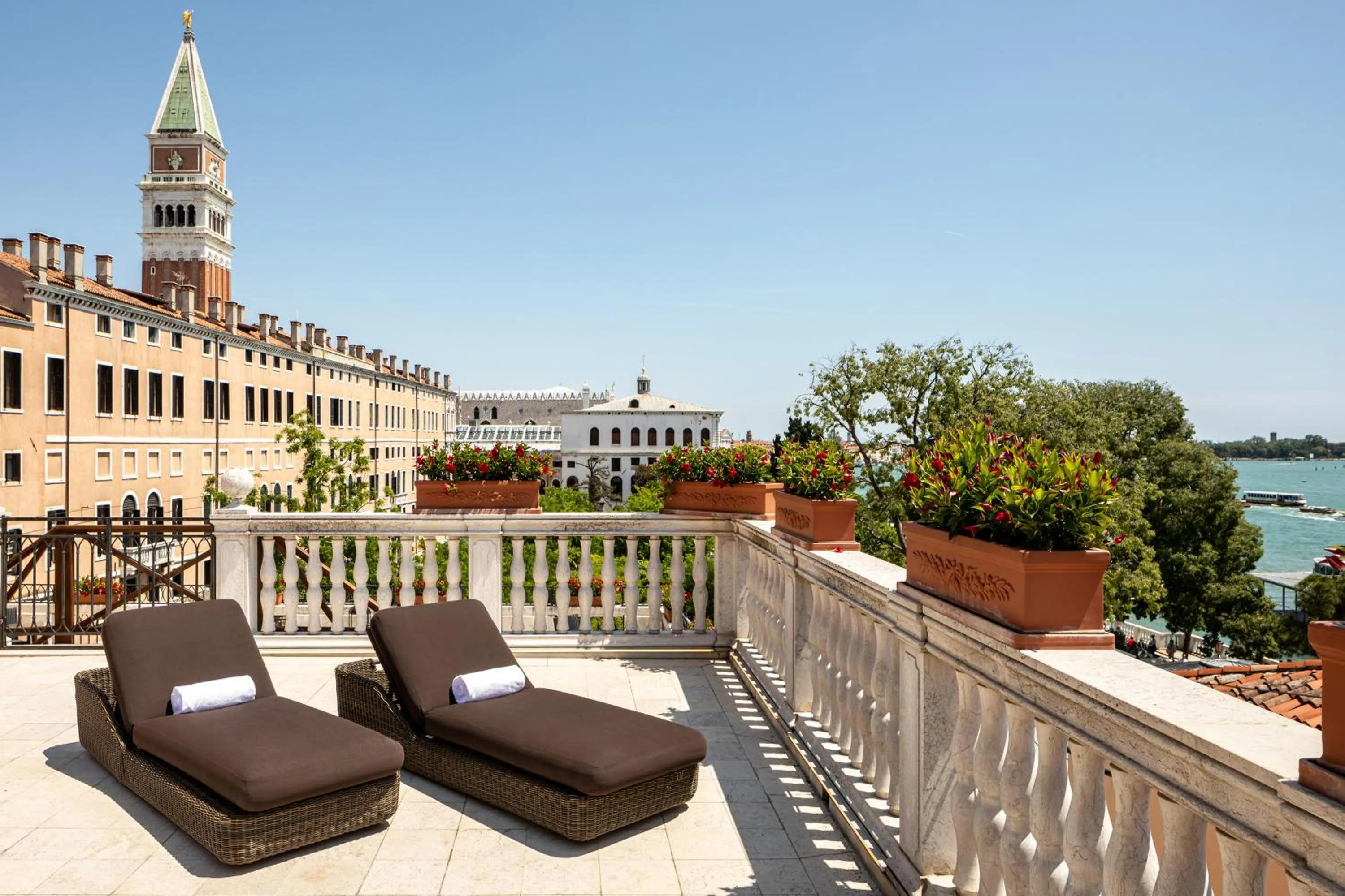 Balcony/Terrace in Baglioni Hotel Luna - The Leading Hotels of the World