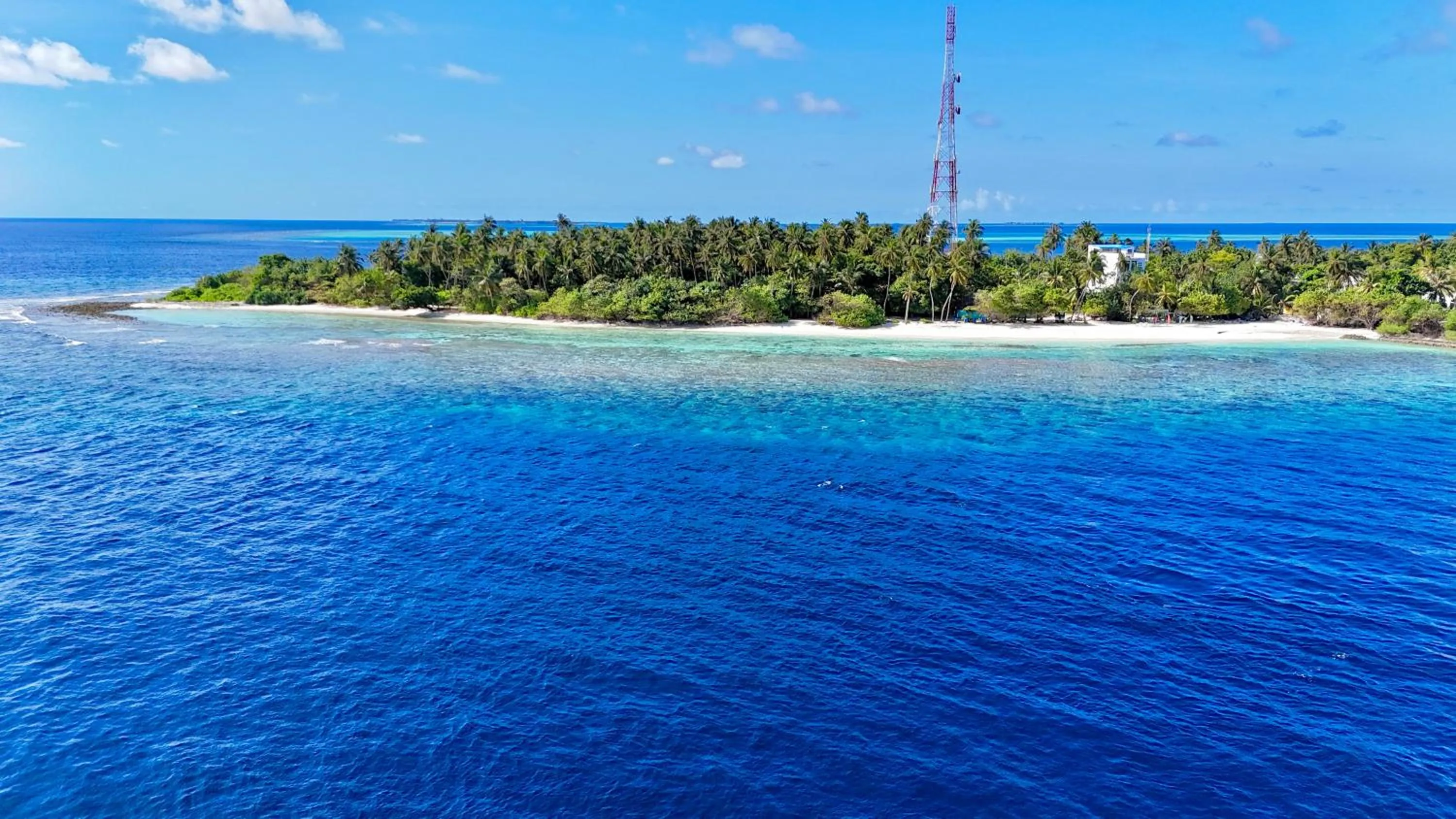 Property building in VIVA Beach Maldives