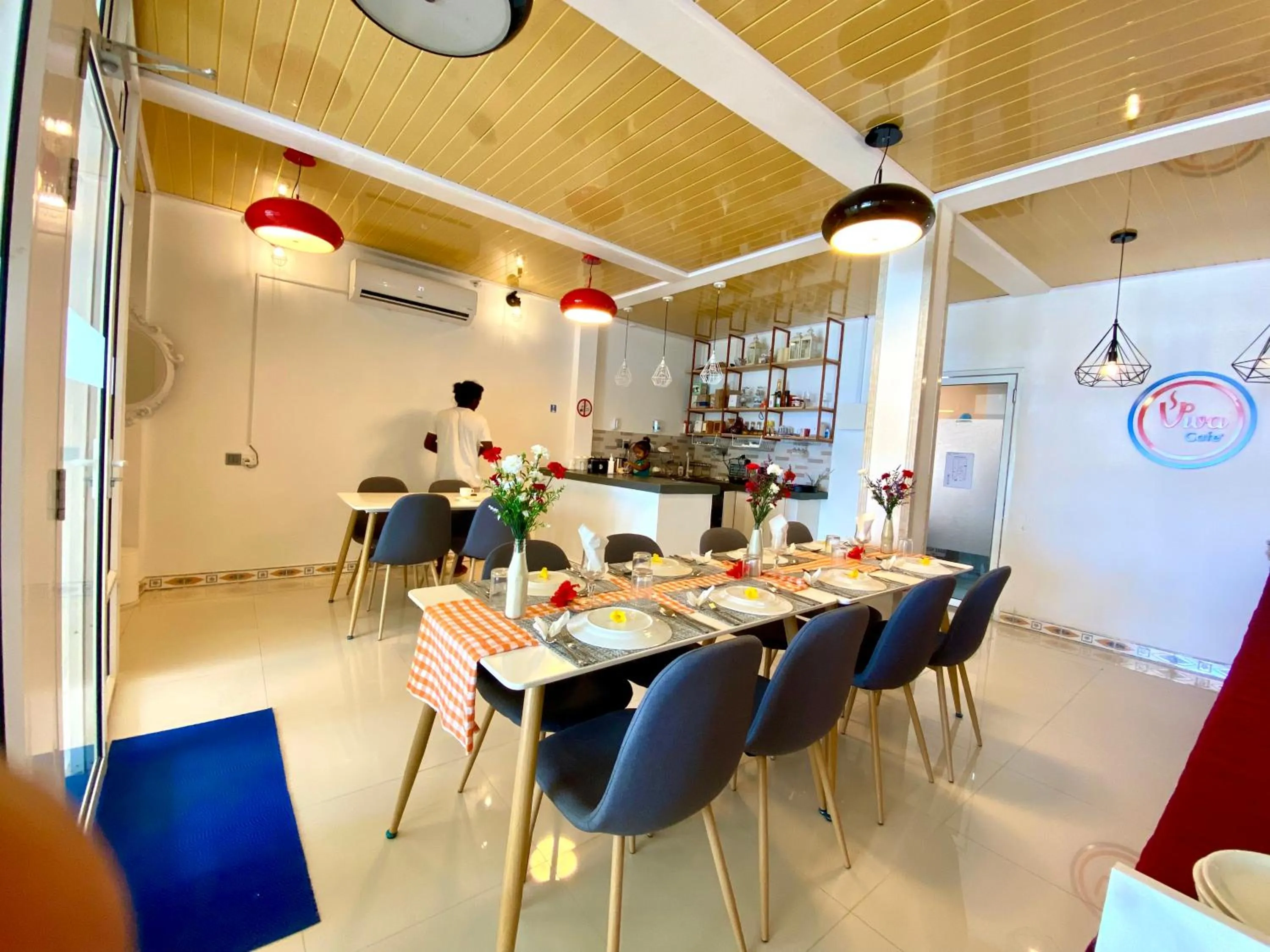 Restaurant/places to eat in VIVA Beach Maldives