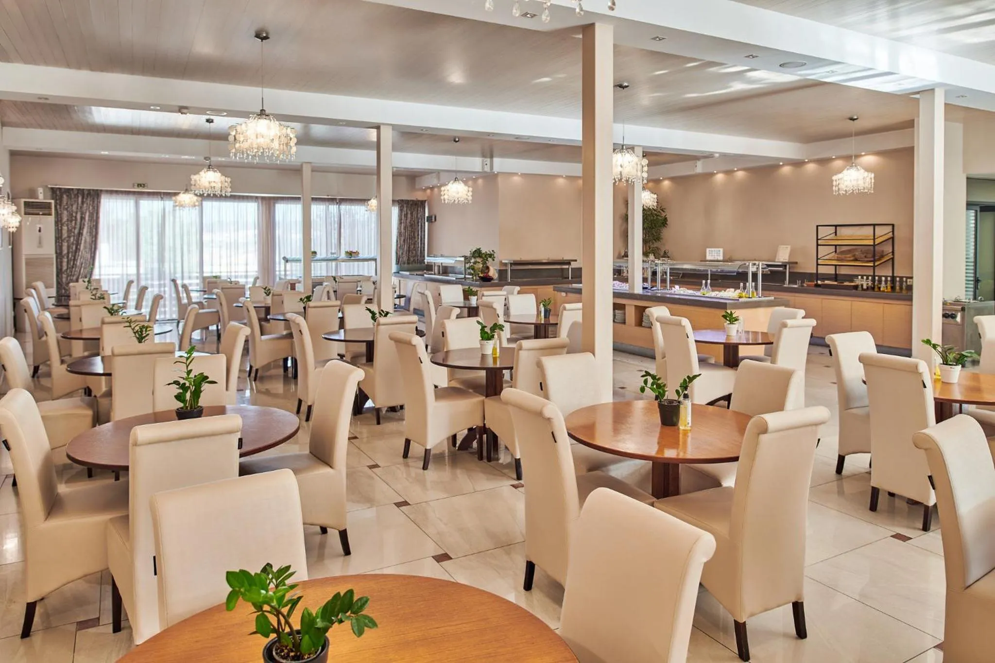 Restaurant/places to eat in Altura Hotel Zakynthos