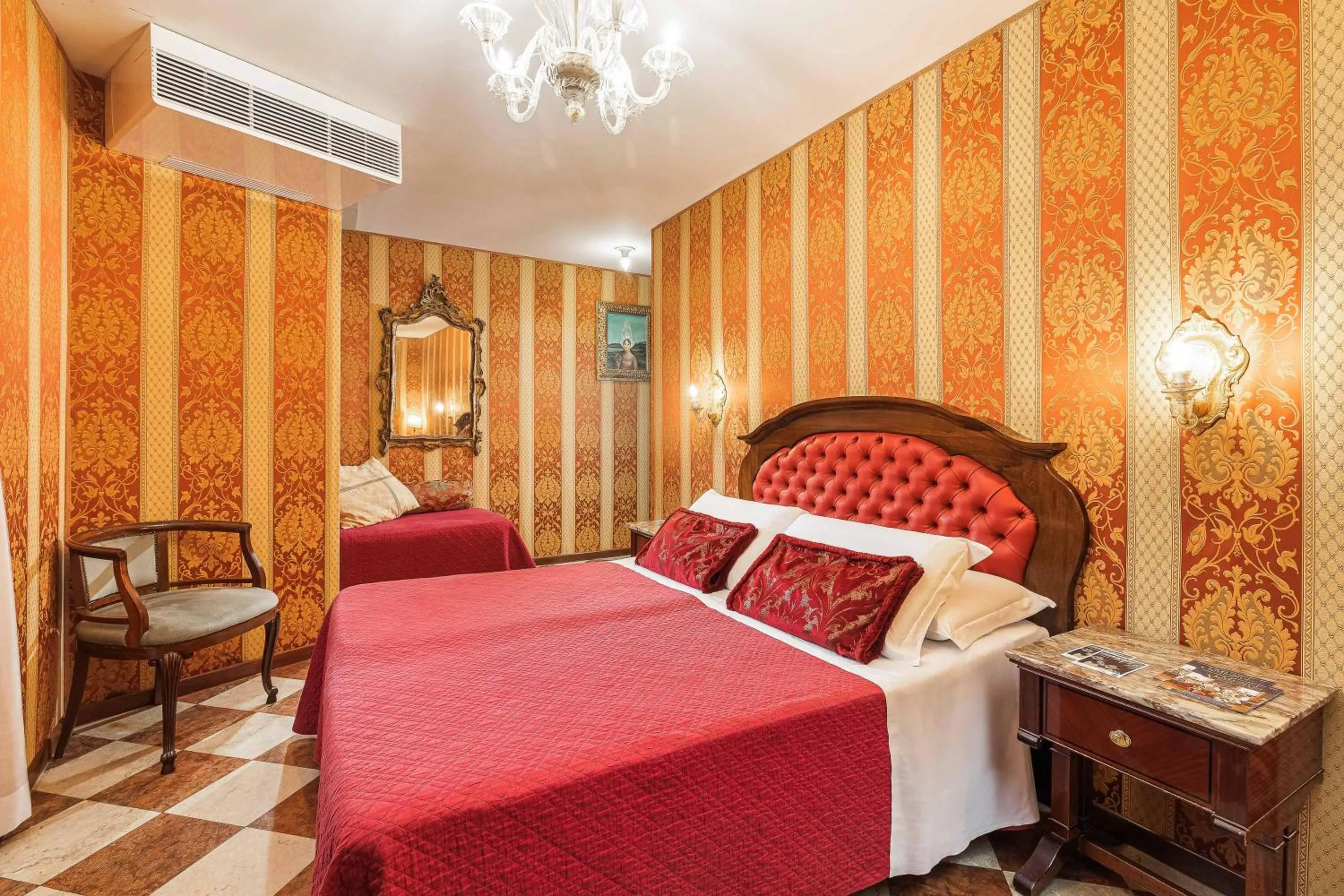 Bed in Hotel Marconi