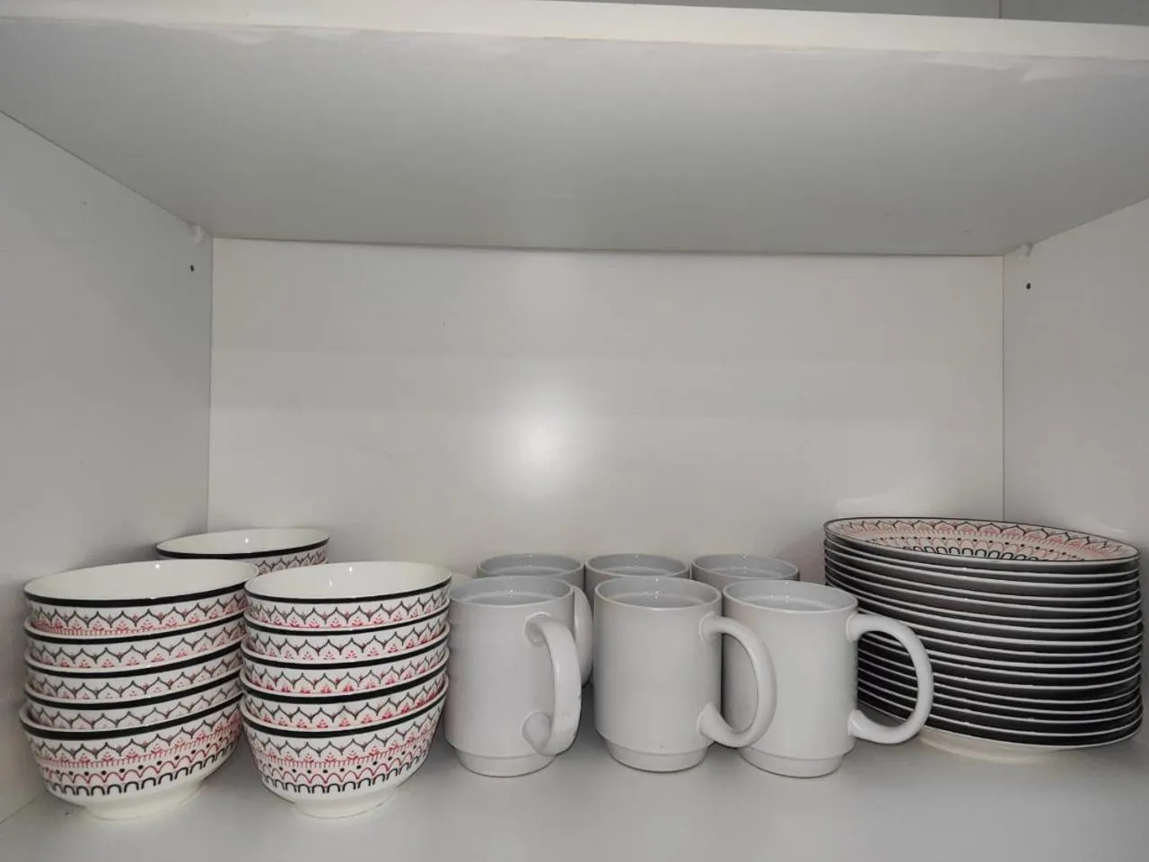 Kitchen or kitchenette in Mari Mari Homestay - IMAGO THE LOFT