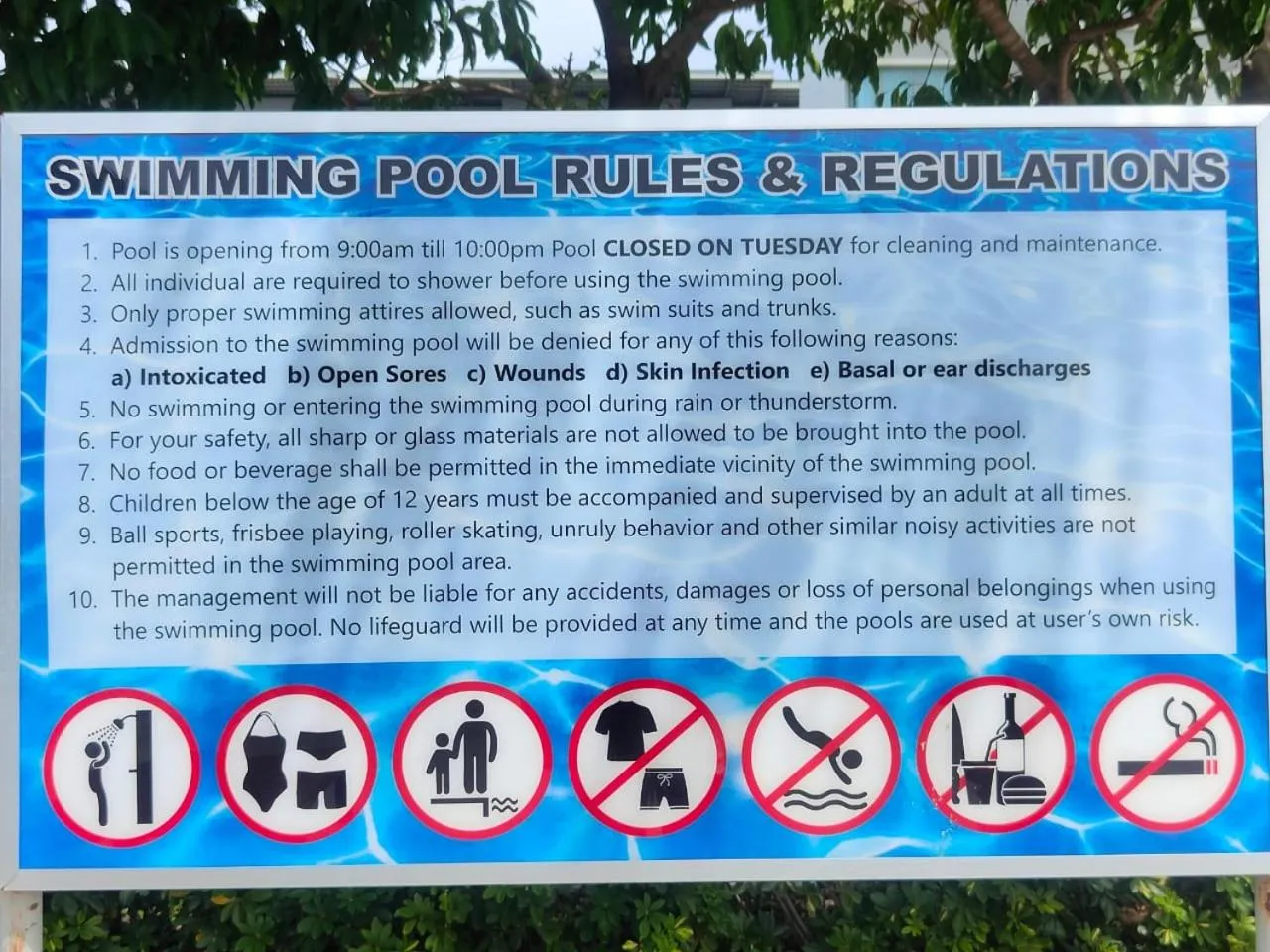 Swimming pool in Mari Mari Homestay - IMAGO THE LOFT