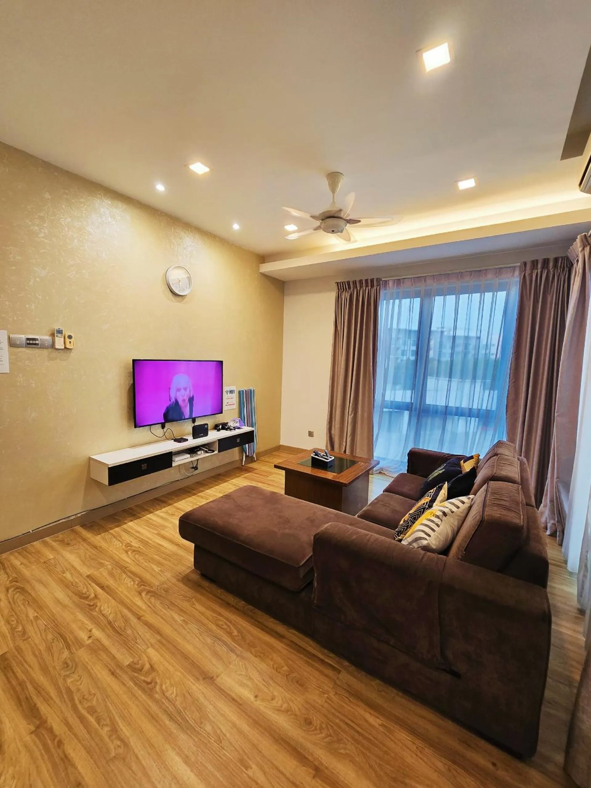 TV and multimedia in Mari Mari Homestay - IMAGO THE LOFT