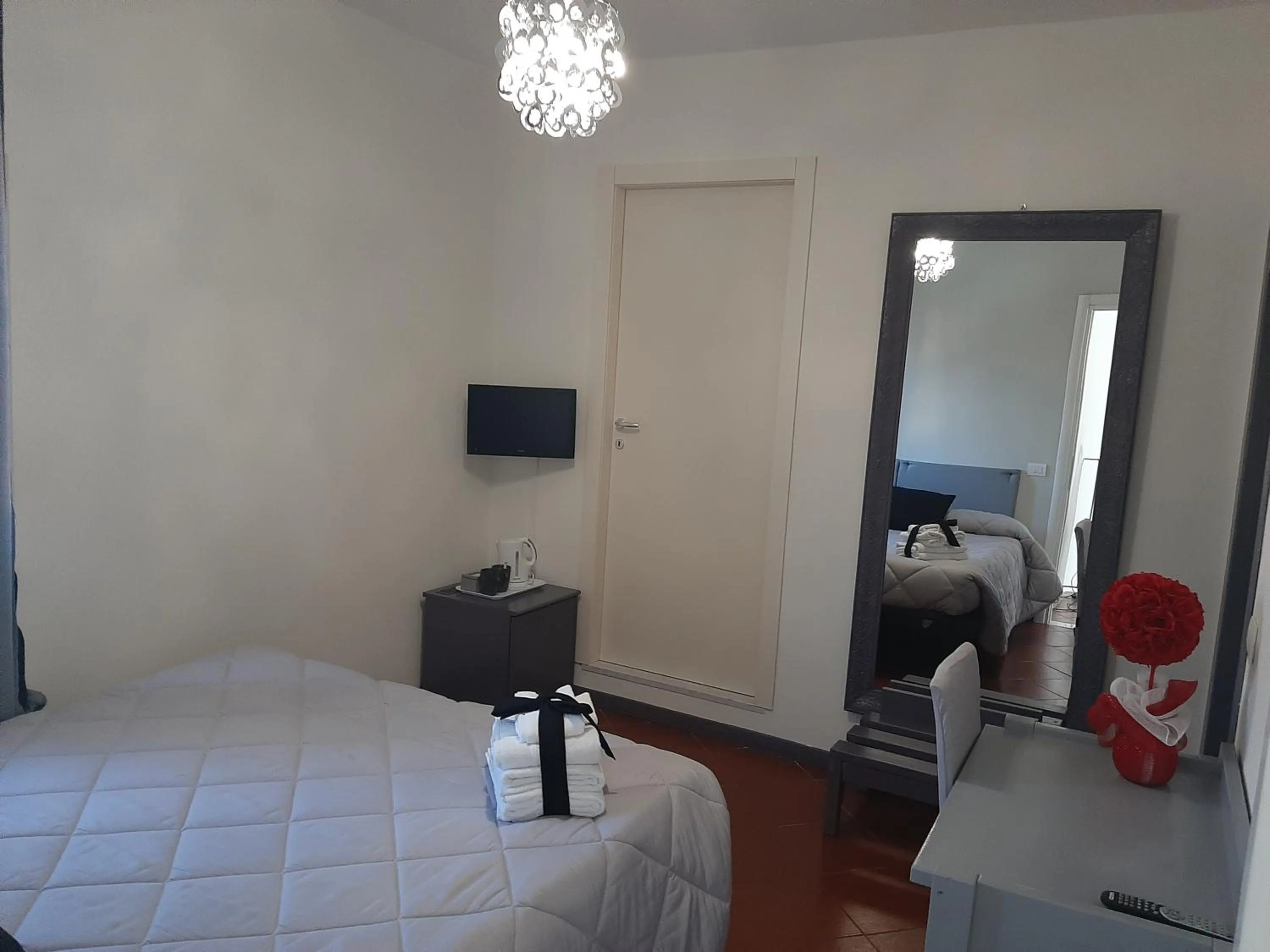 TV and multimedia, Bed in B&B Principe Calaf 3