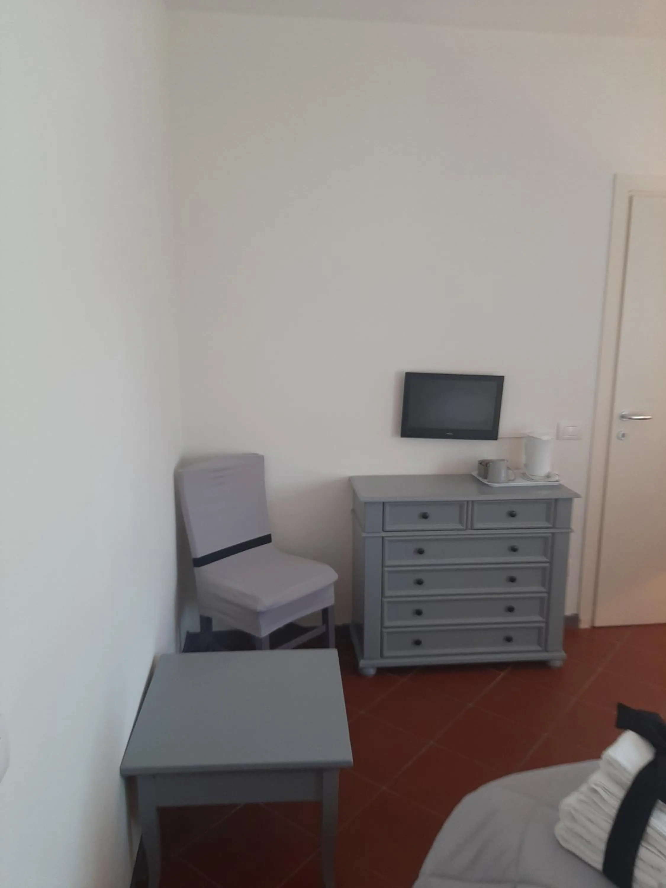 TV and multimedia, Bed in B&B Principe Calaf 3