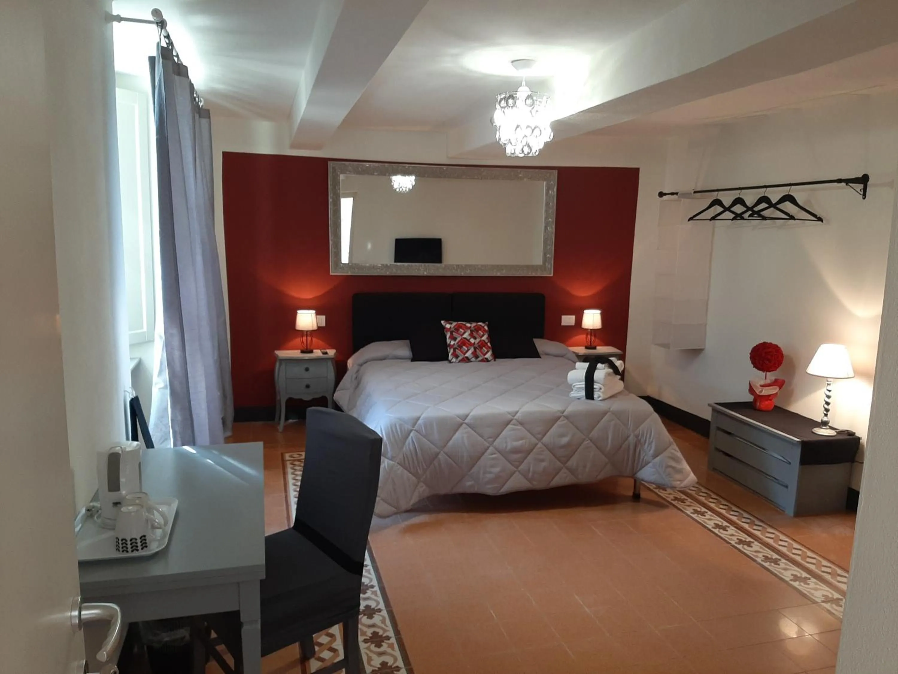 Photo of the whole room, Bed in B&B Principe Calaf 3