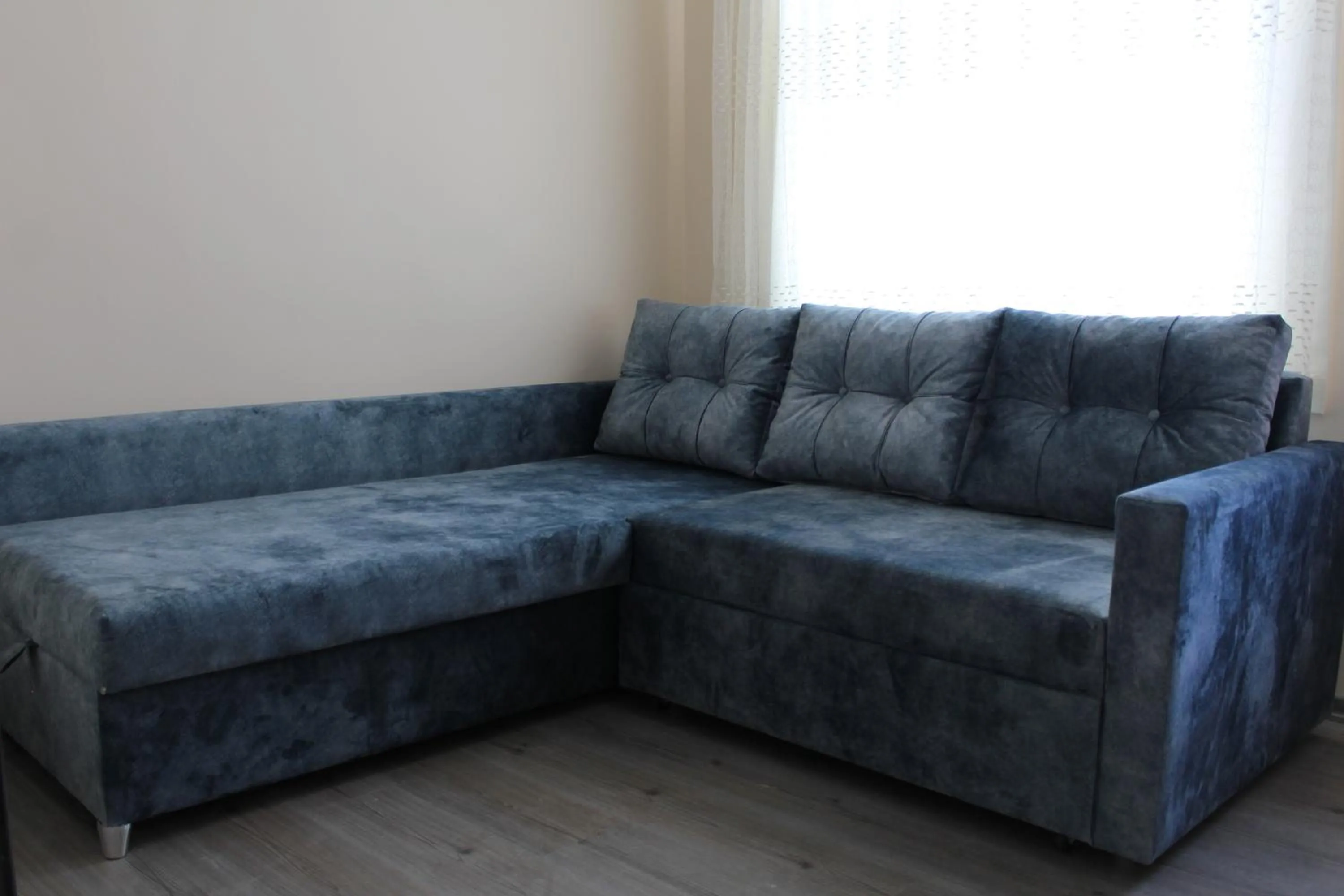 Seating area in Carvan HOTEL