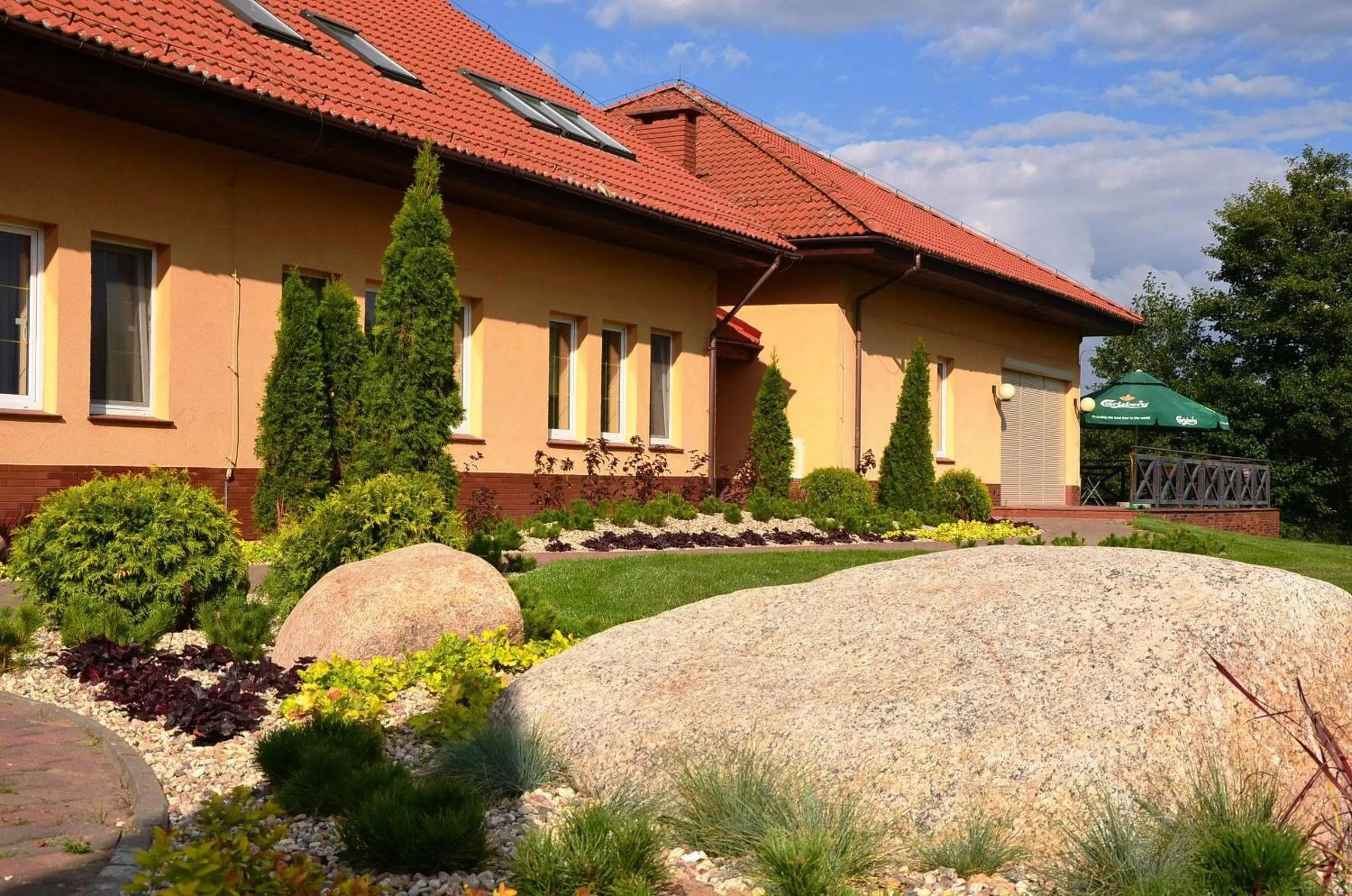 Facade/entrance in Hotel Sypniewo