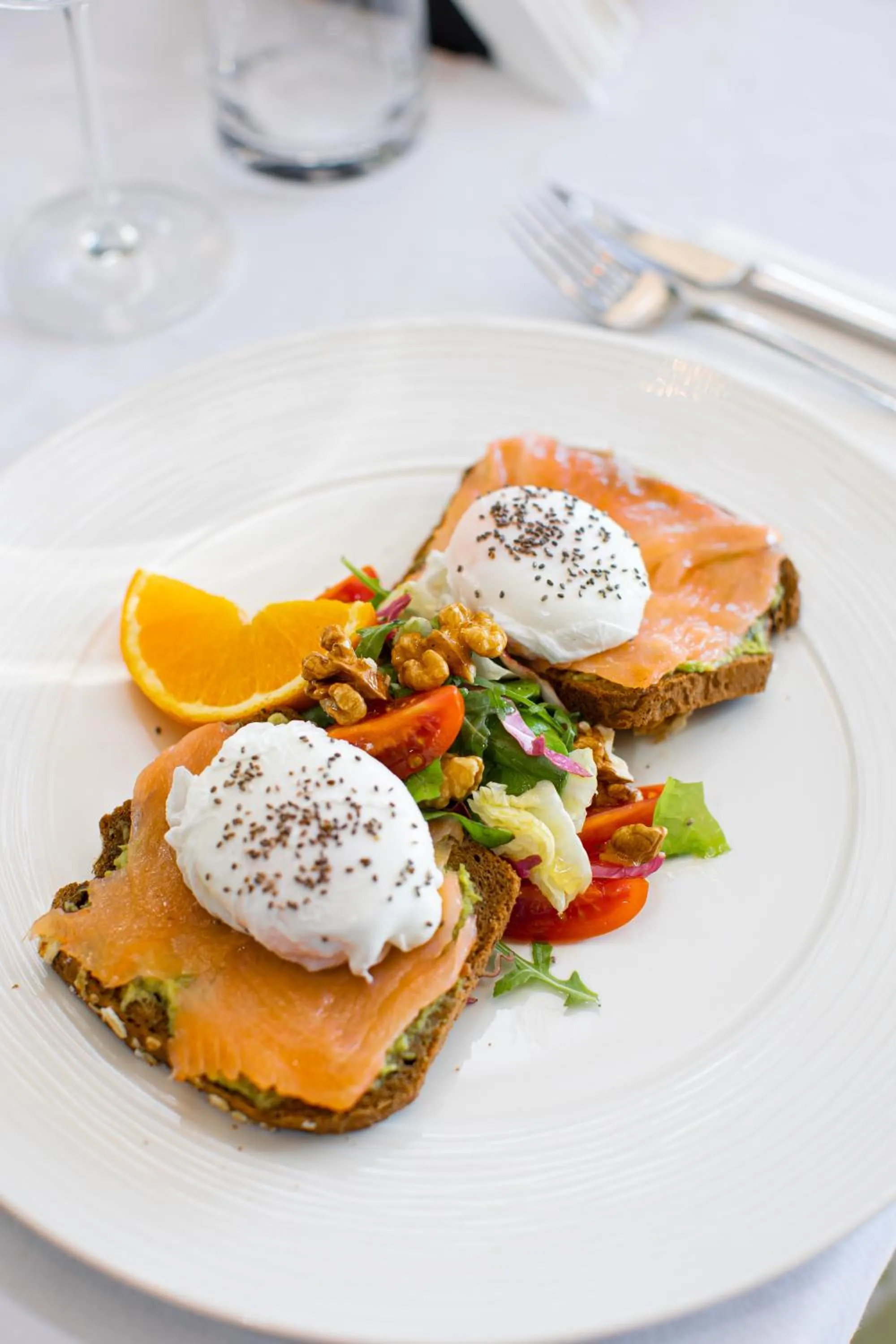 Breakfast in Sunraf Luxe Apartments