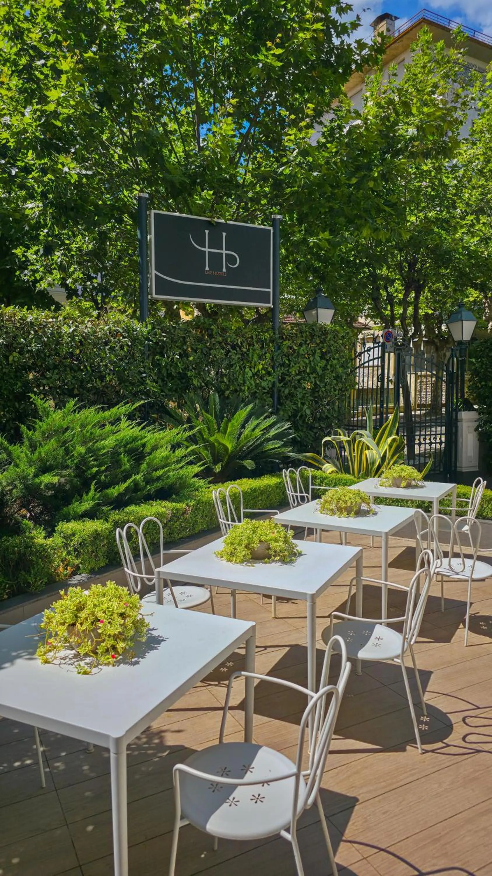 Garden view in LHP Hotel Montecatini Palace & SPA