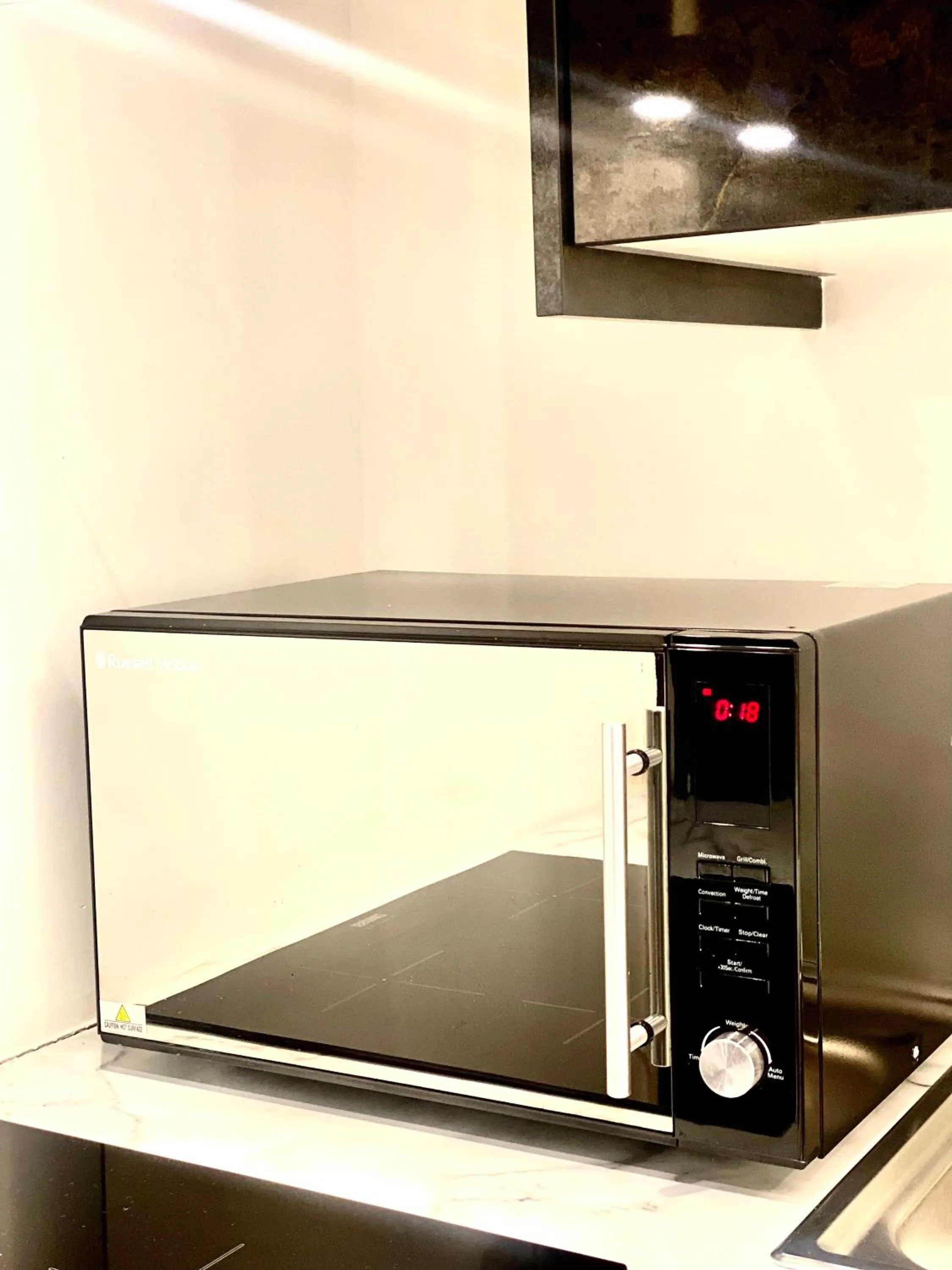 Duke and Duchess Apartments and Rooms - Private in Room Hot Tub Suites