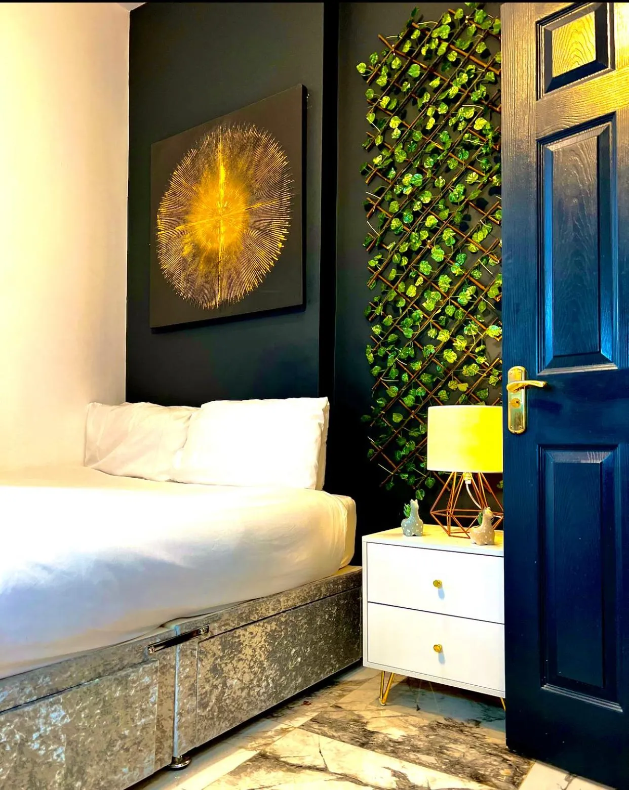 Bed in Duke and Duchess Apartments and Rooms - Private in Room Hot Tub Suites