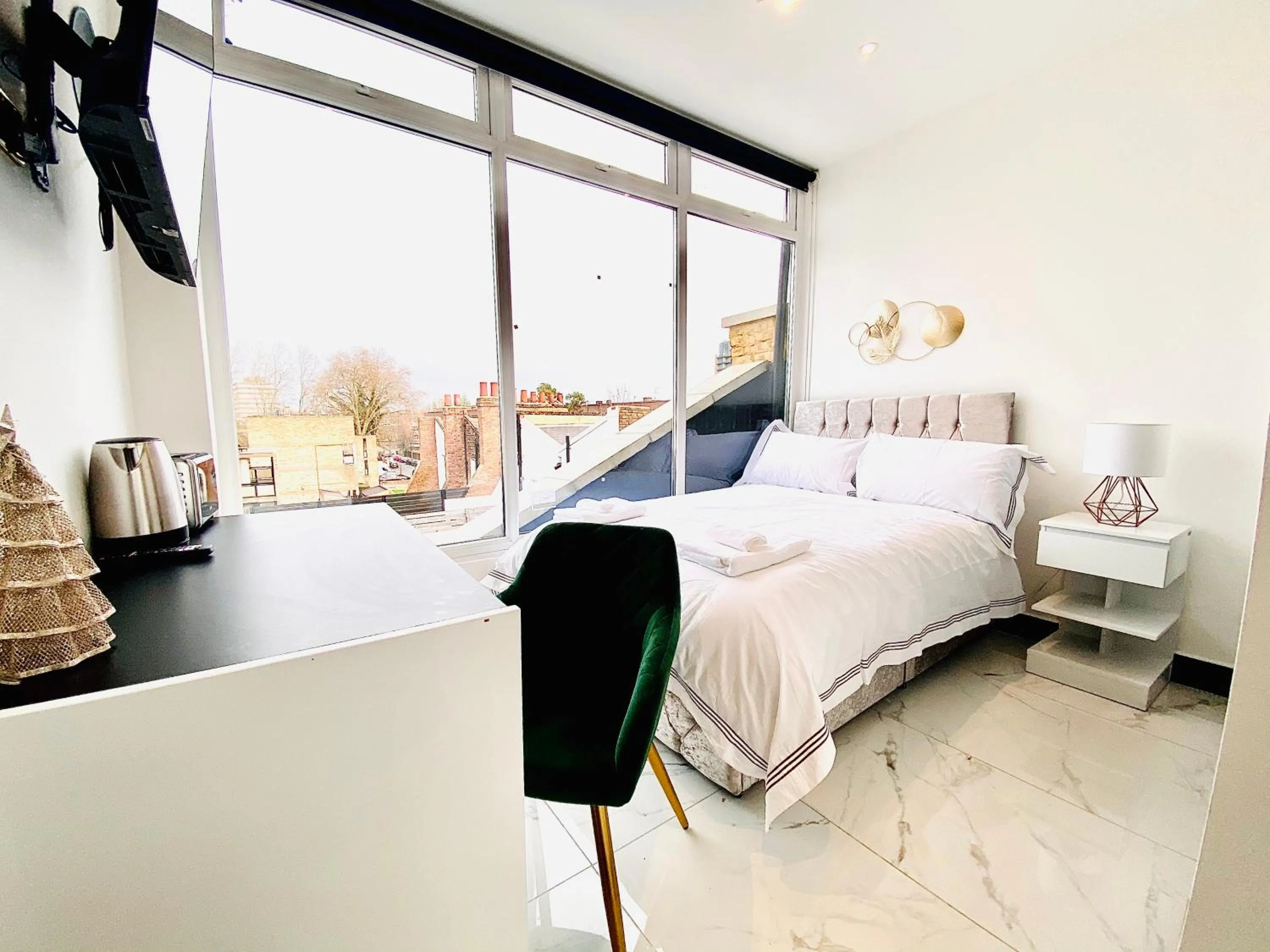 Bed in Duke and Duchess Apartments and Rooms - Private in Room Hot Tub Suites