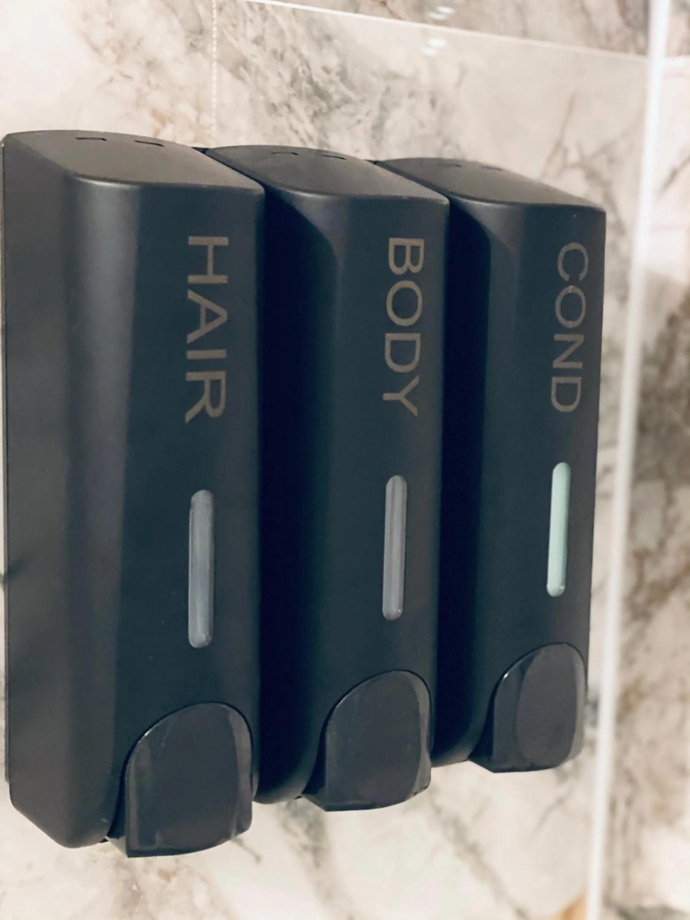 Duke and Duchess Apartments and Rooms - Private in Room Hot Tub Suites