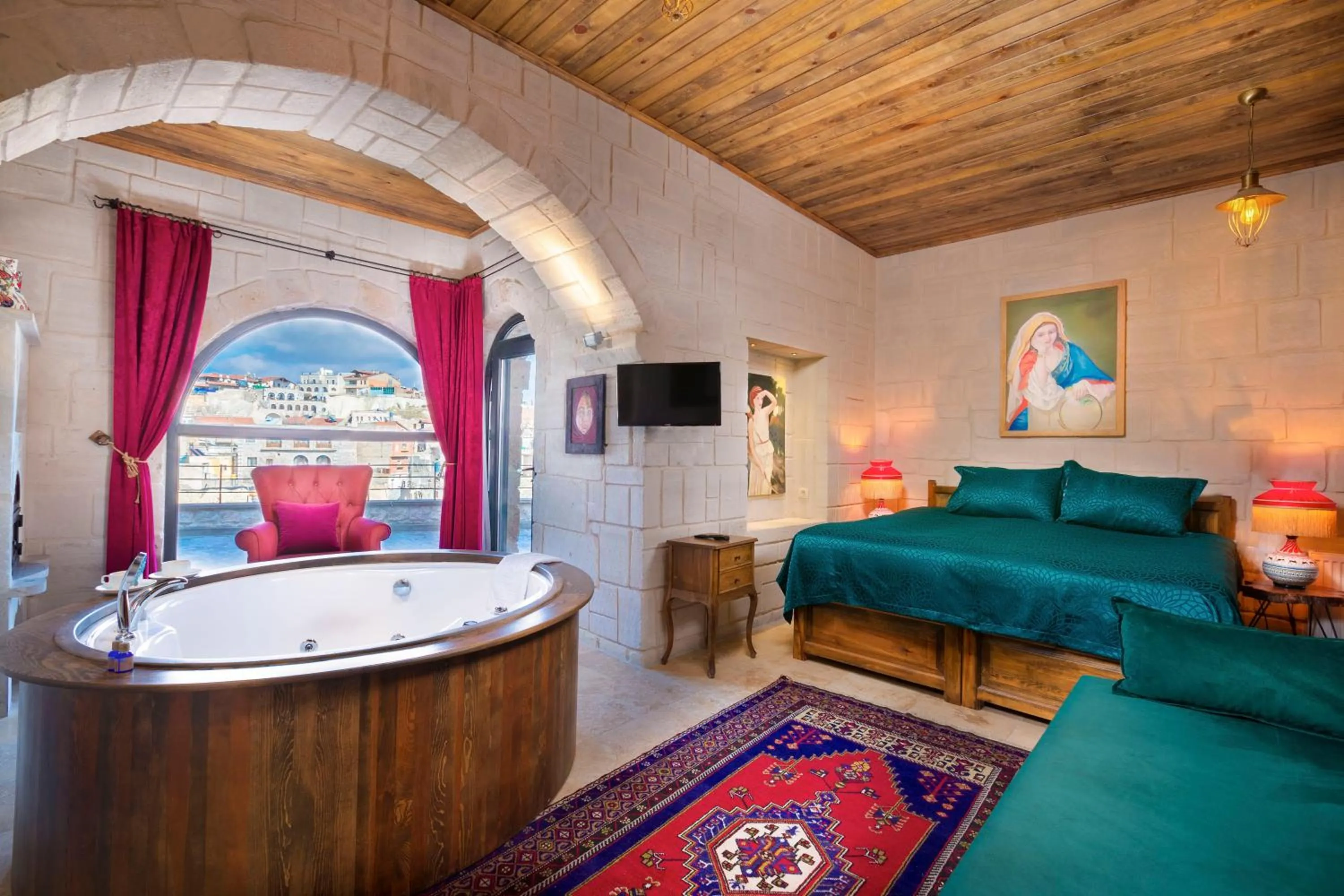 Photo of the whole room, Bed in Megaron Cave Hotel Cappadocia