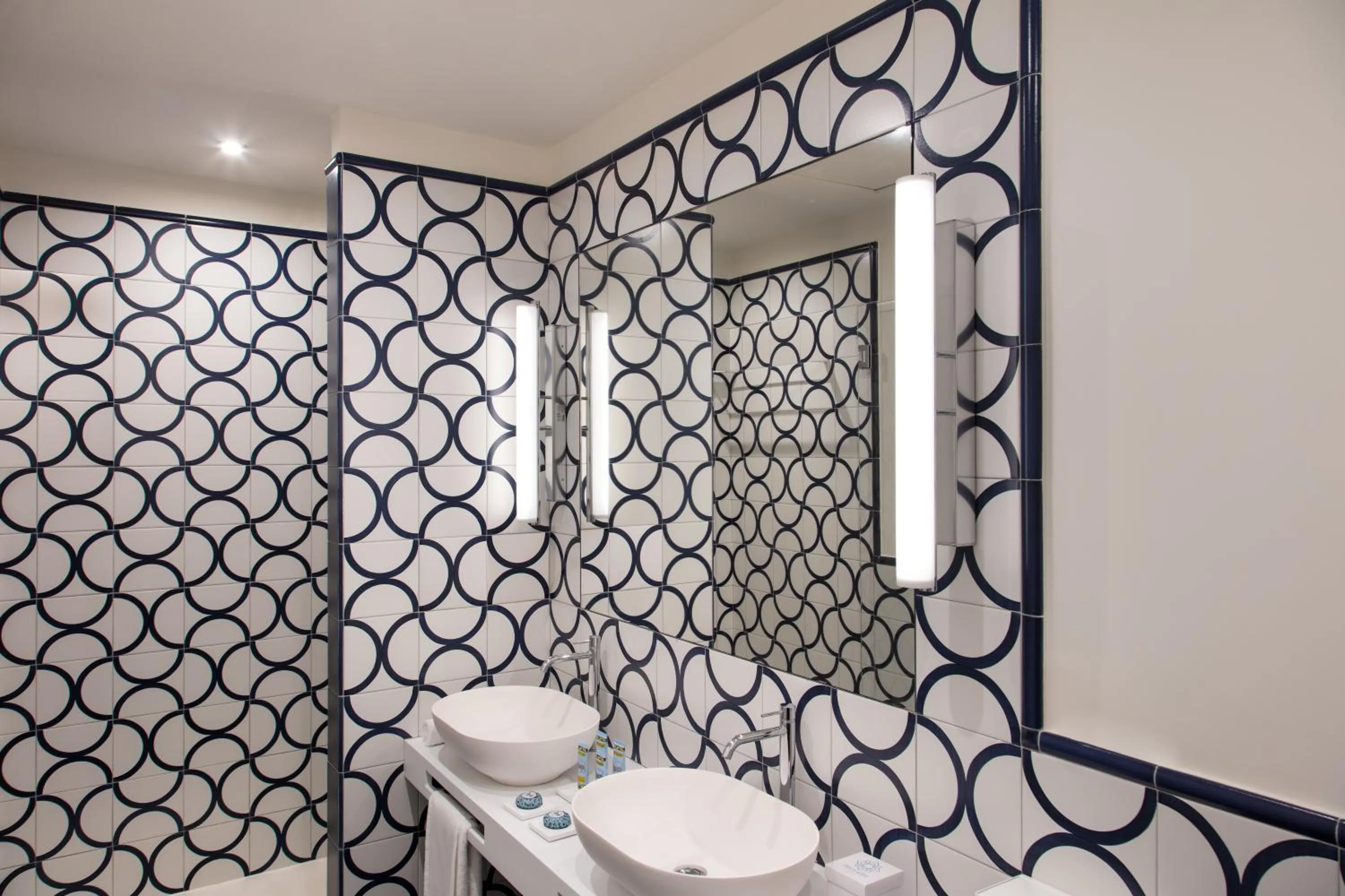 Bathroom in Pazziella, a Luxury Collection Hotel, Capri