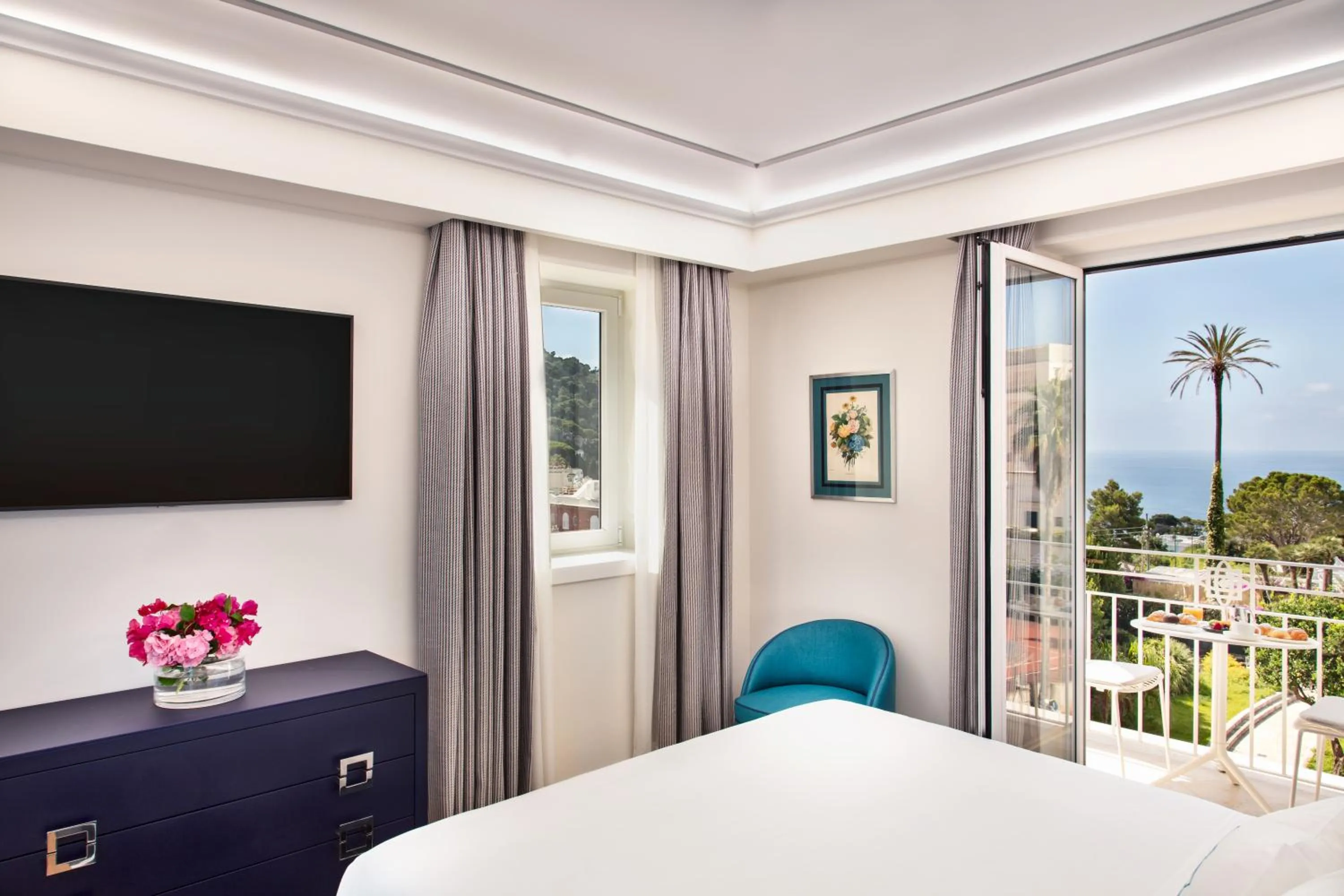 Bed in Pazziella, a Luxury Collection Hotel, Capri