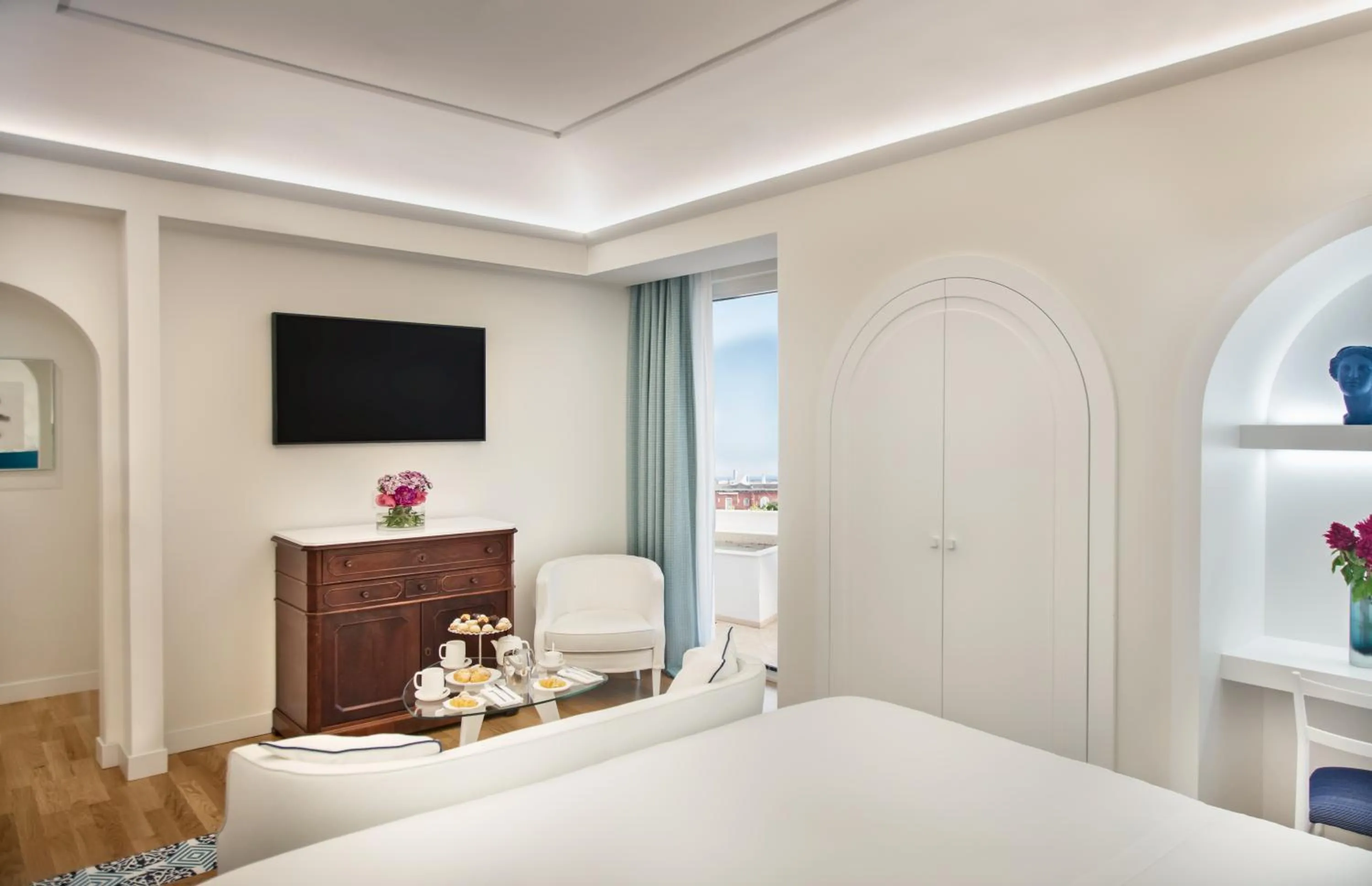 Bedroom, Bed in Pazziella, a Luxury Collection Hotel, Capri