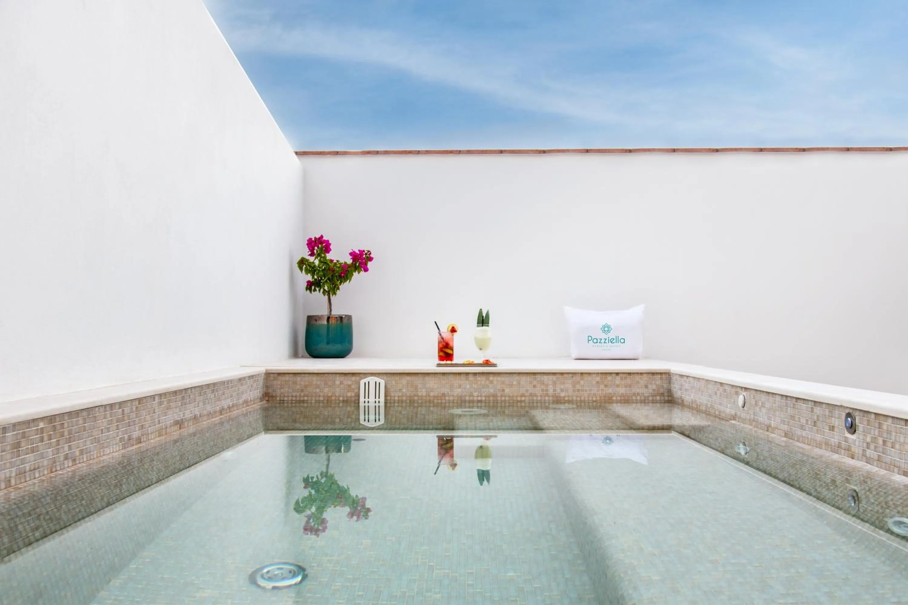 Hot Tub in Pazziella, a Luxury Collection Hotel, Capri