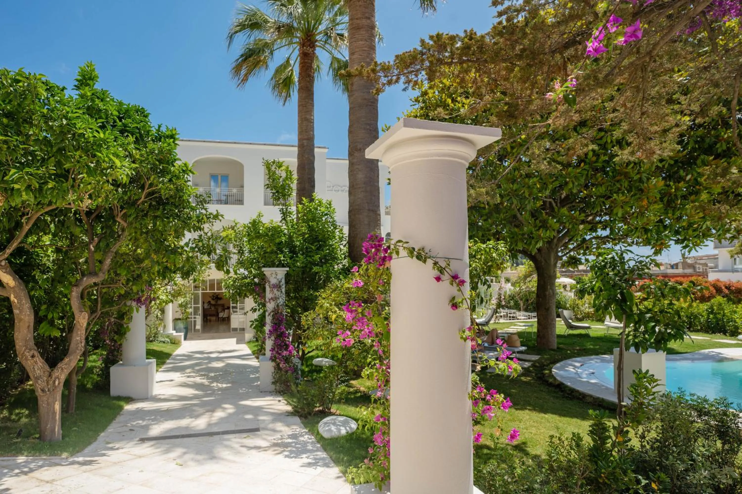 Facade/entrance in Pazziella, a Luxury Collection Hotel, Capri