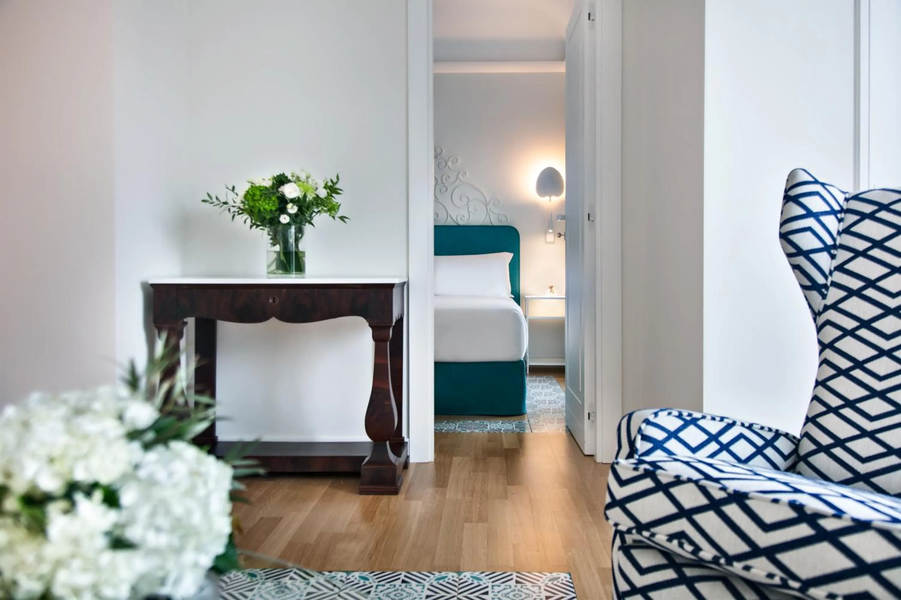 Photo of the whole room, Bed in Pazziella, a Luxury Collection Hotel, Capri