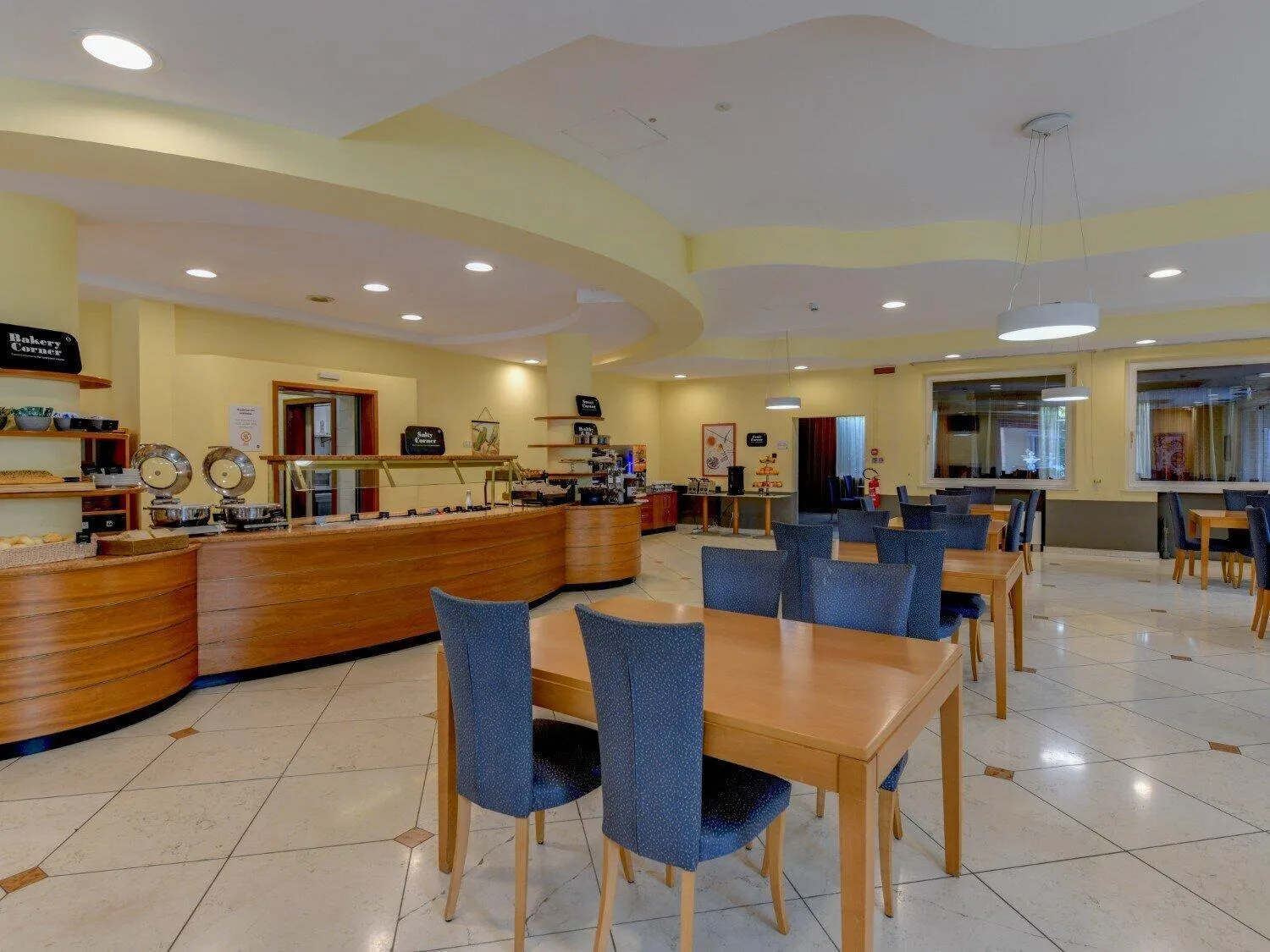 Restaurant/places to eat in B&B Hotel Affi - Lago di Garda