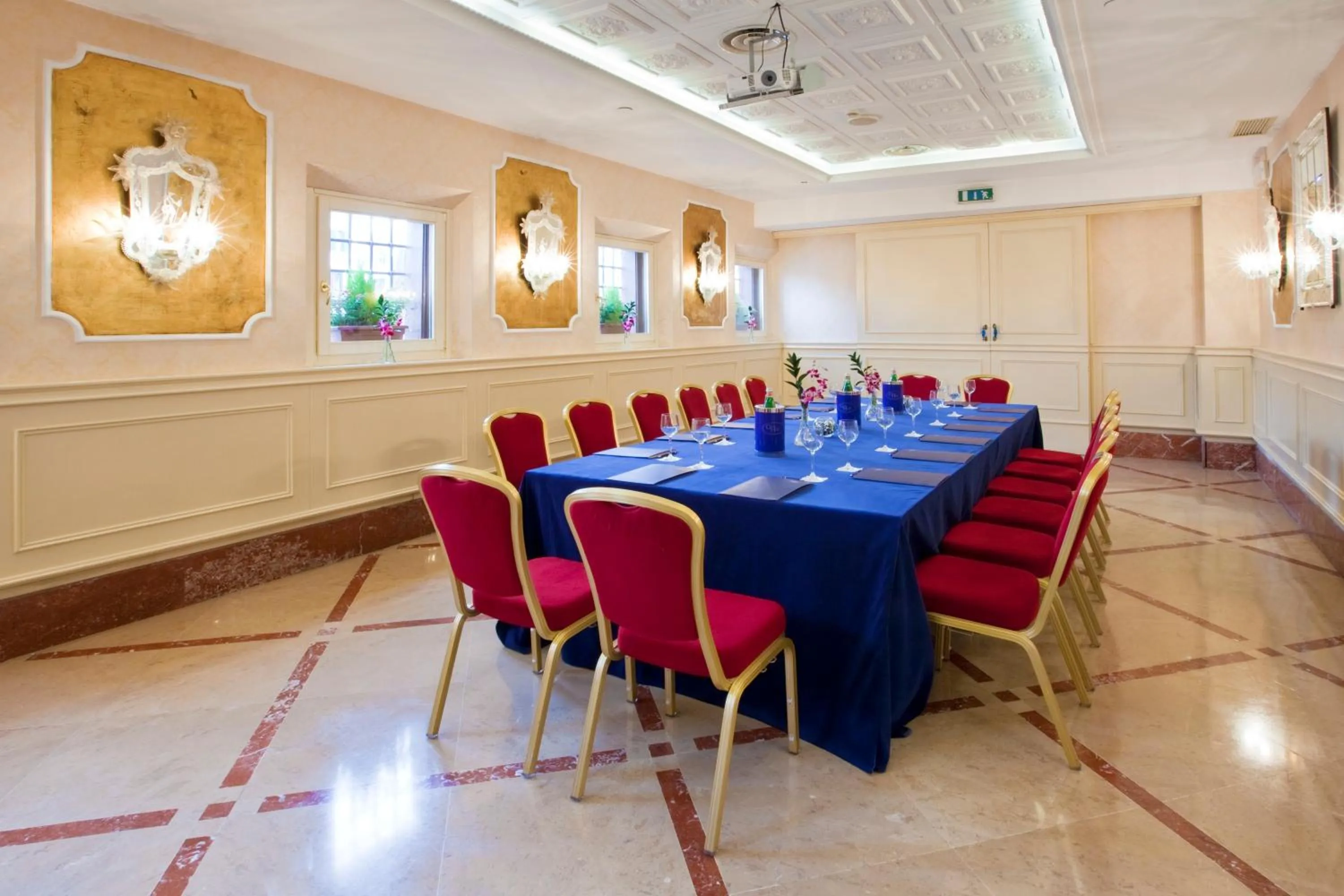 Business facilities in Hotel Principe