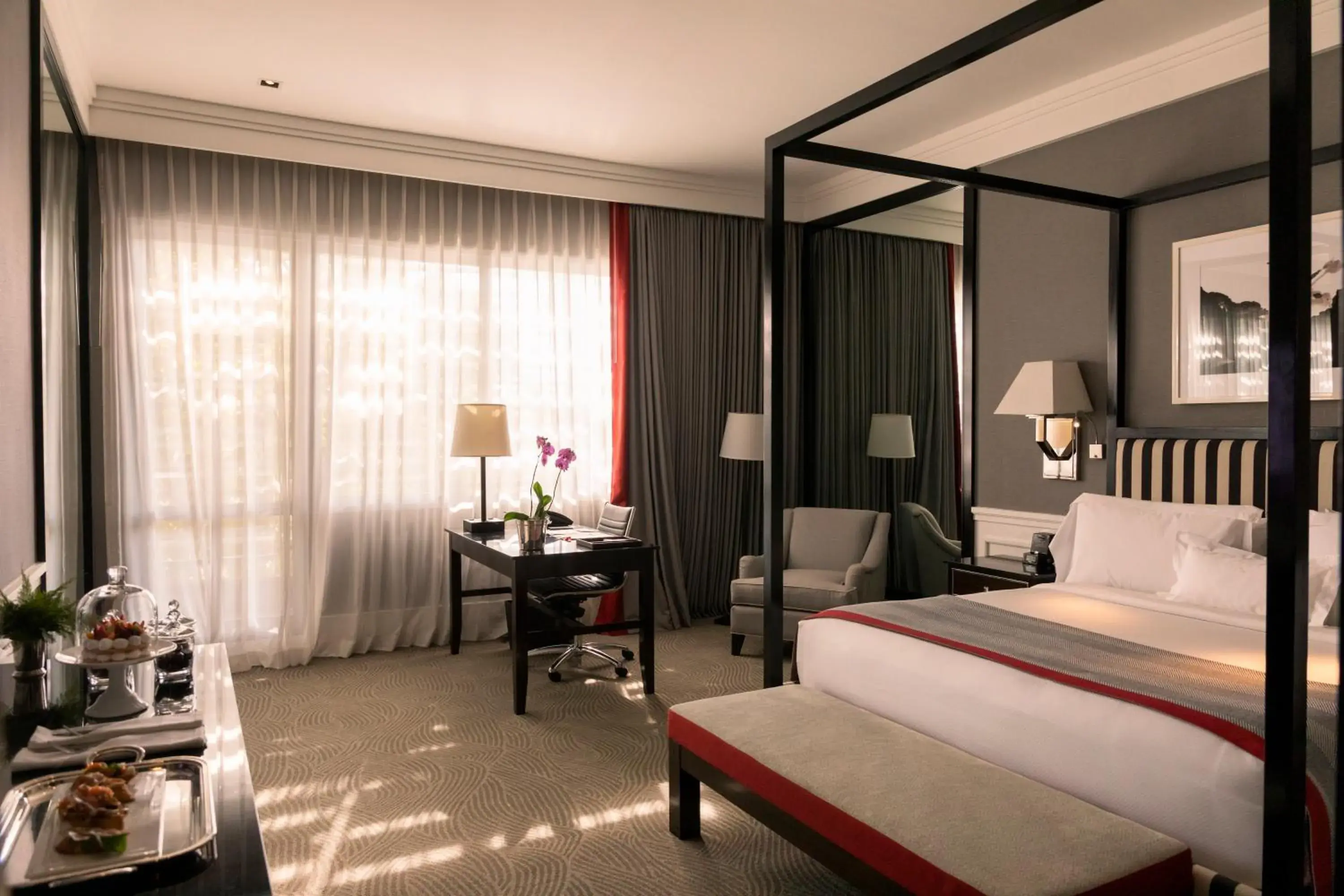 Superior King Room in Hotel Cayena Caracas a LHW Superior King Room in Hotel Cayena Caracas a LHW