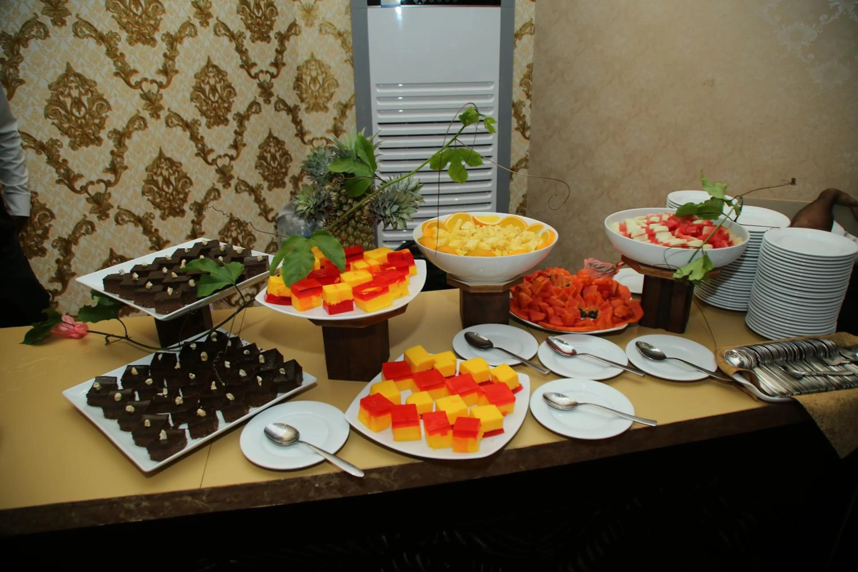 Food in Polhena Grand Resort & Banquet