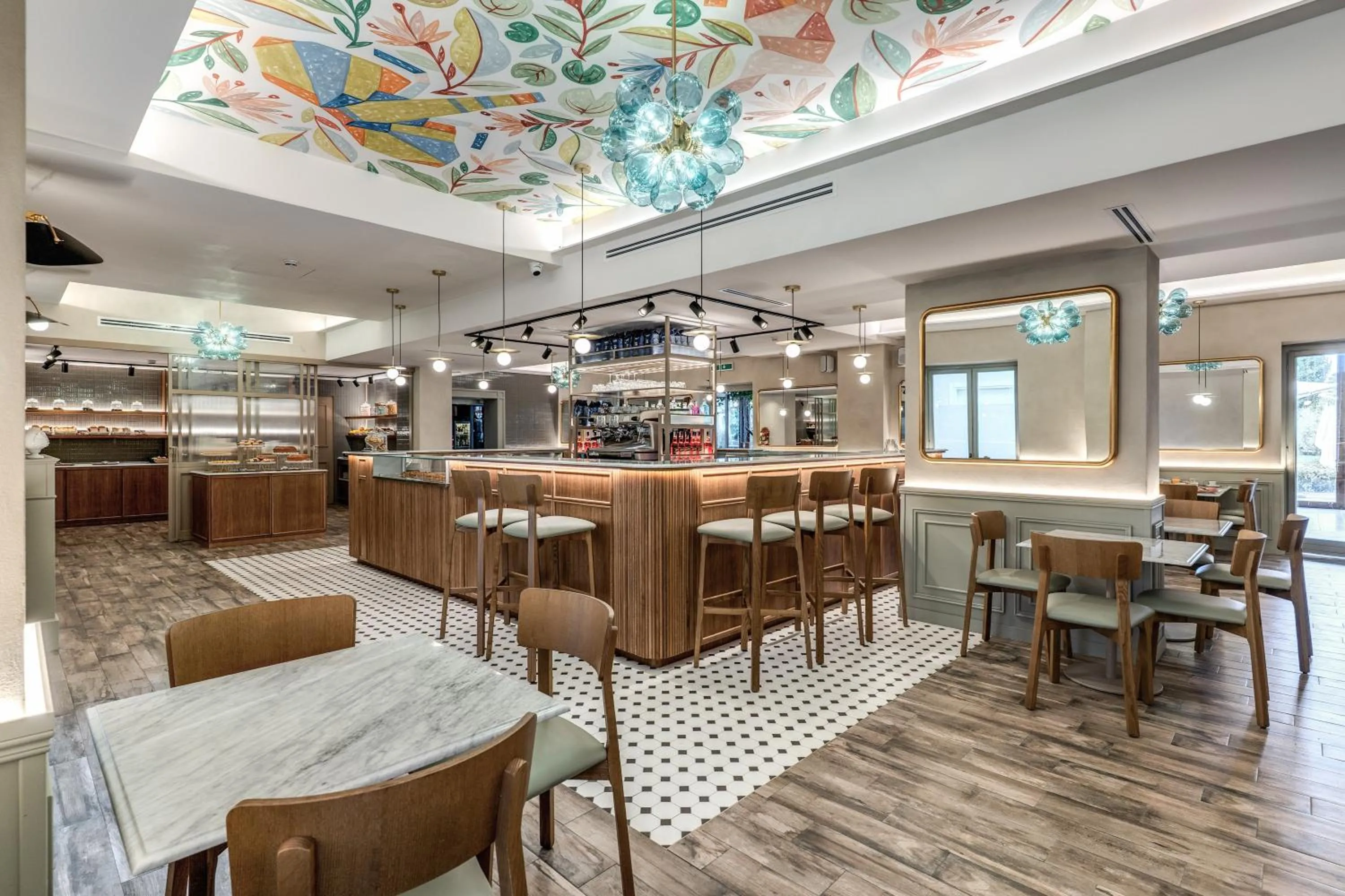 Restaurant/places to eat in Hotel Isola Sacra Rome Airport