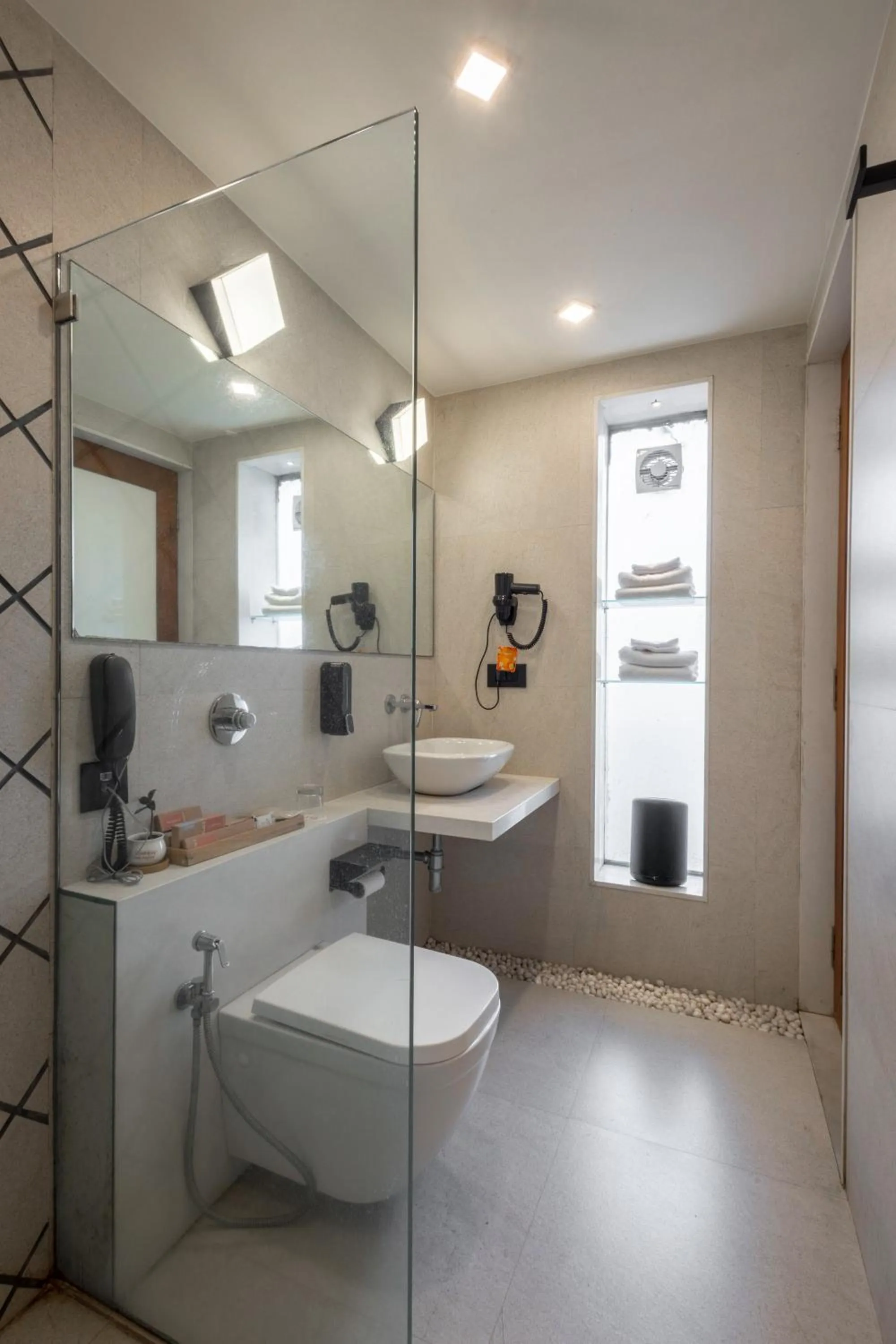 Bathroom in De Glance Hotel, Near Surat Railway Station