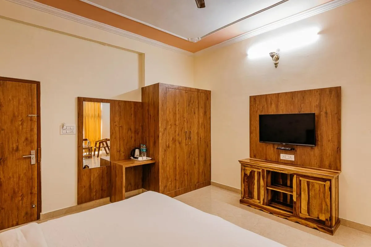 Bed in Aditya Palace