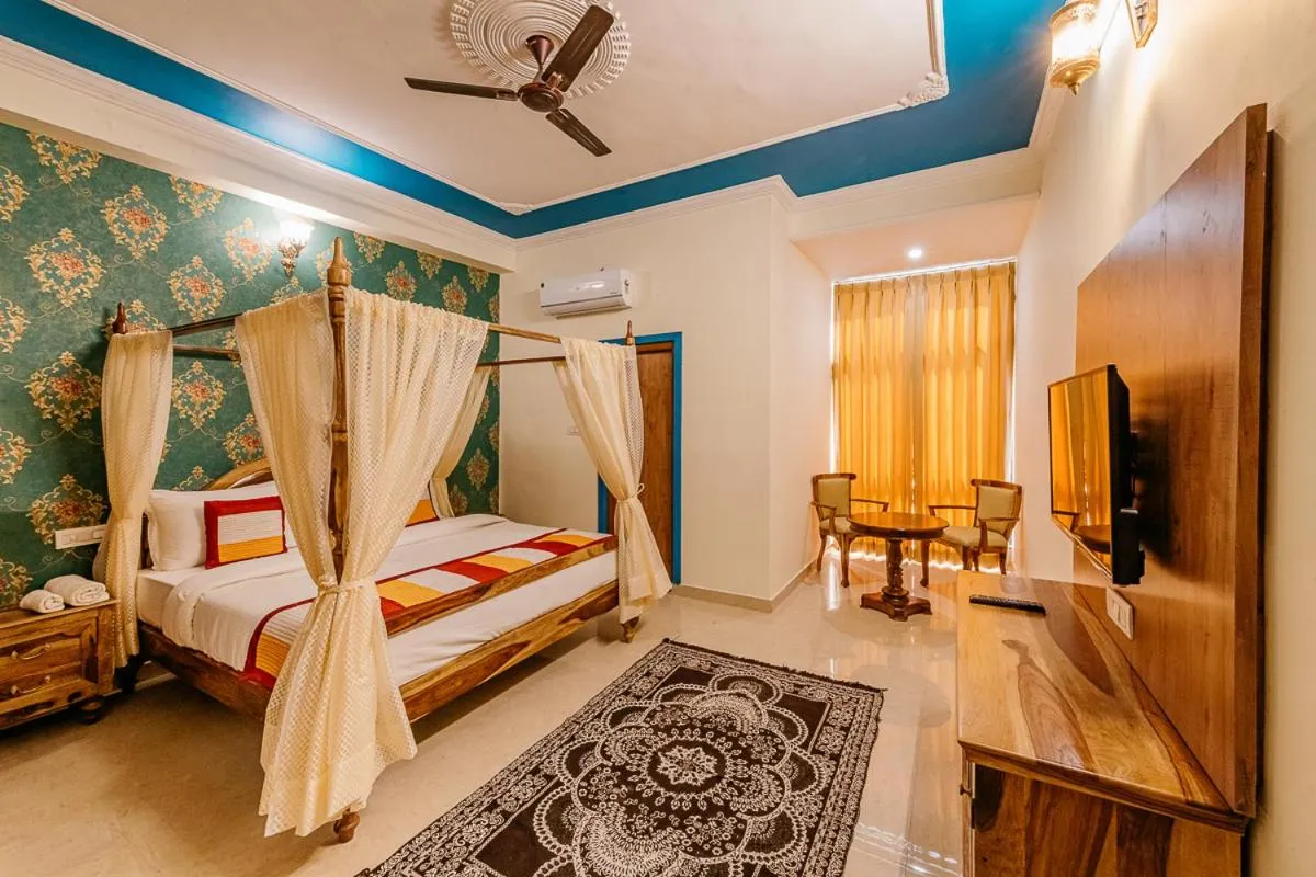 TV and multimedia in Aditya Palace