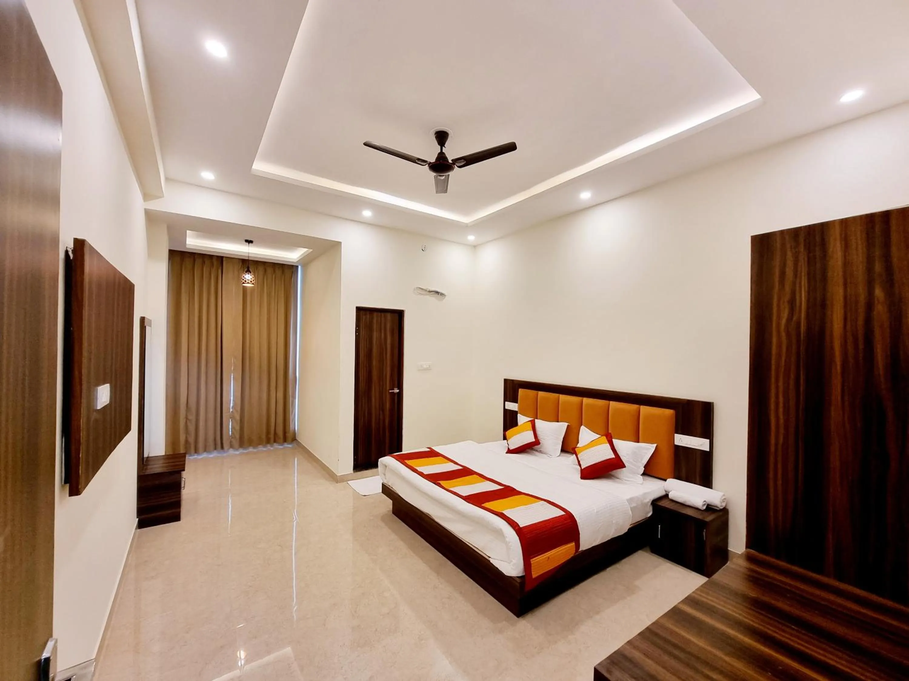 Bedroom in Aditya Palace