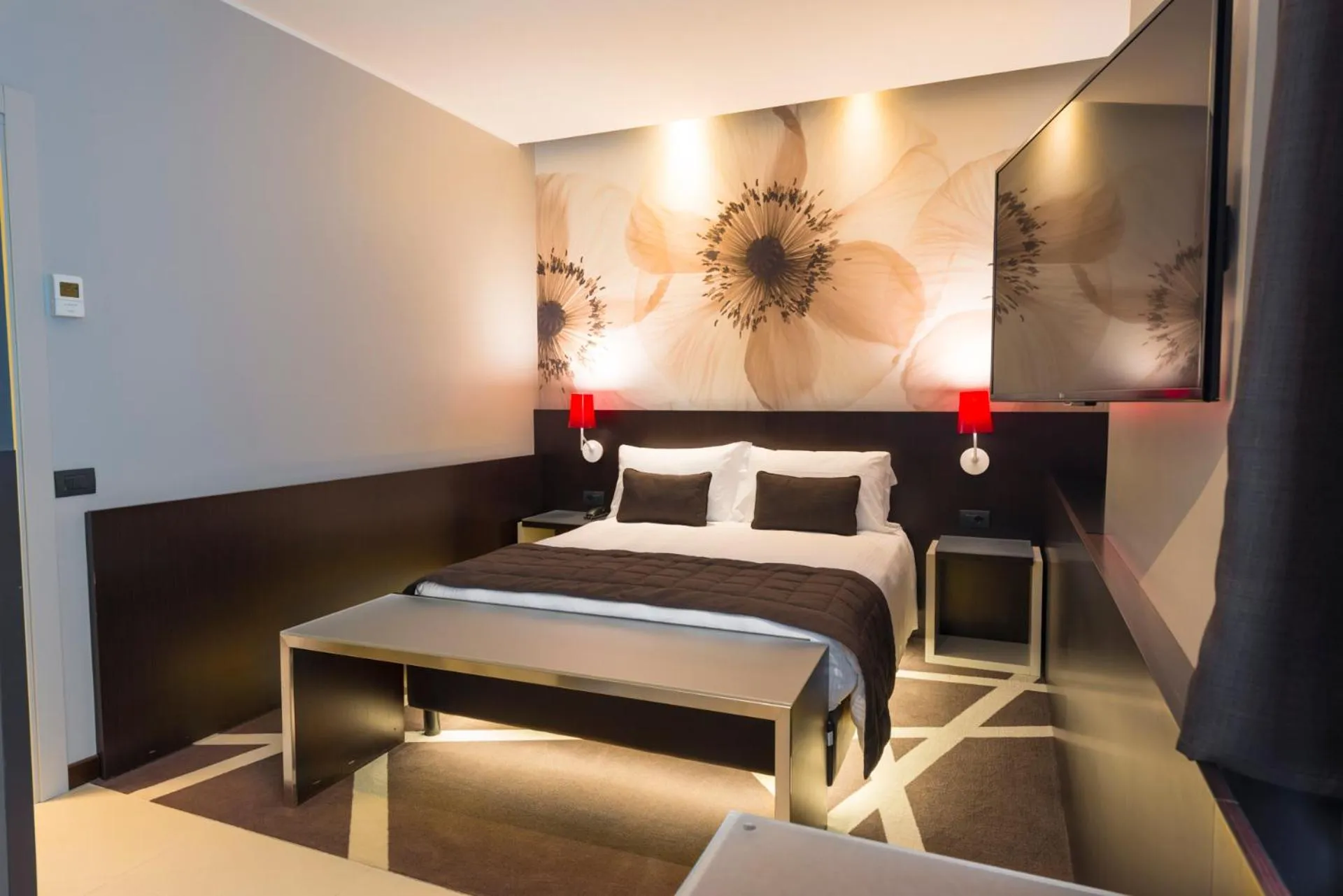 Photo of the whole room, Bed in Hotel Manin