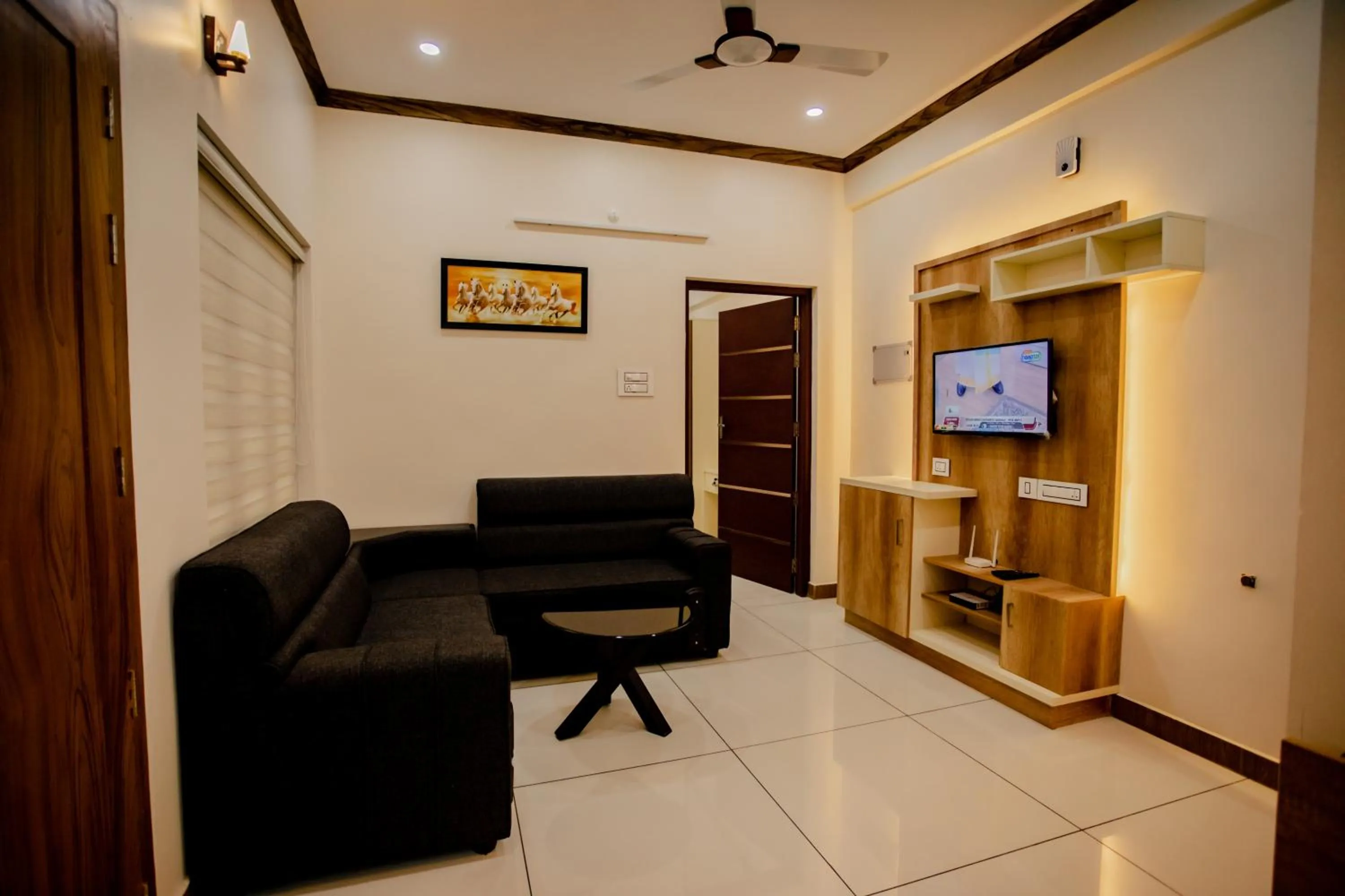 Cliff Way Apartments